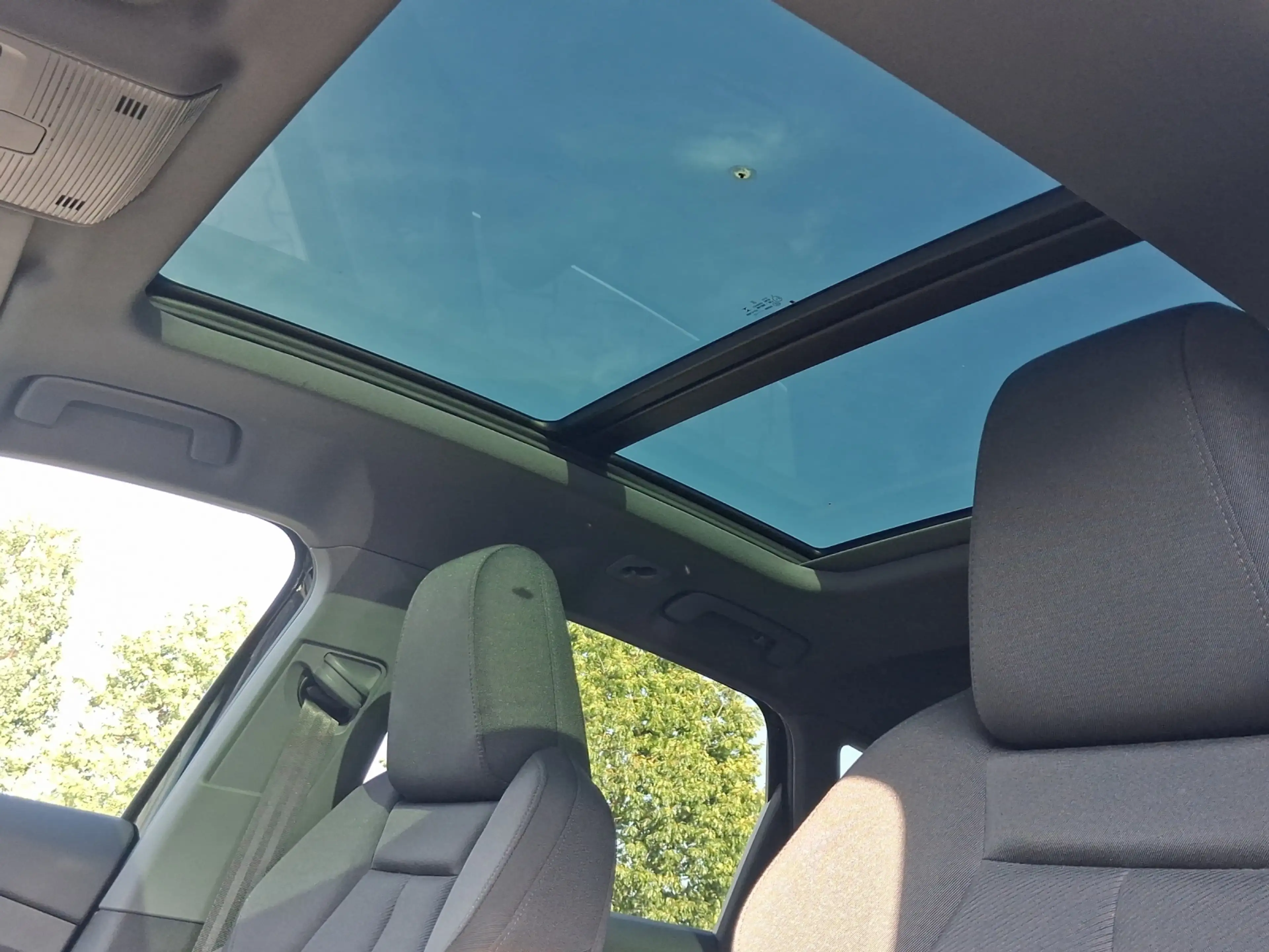 Audi Q4 e-tron 40 e-tron S line Pano Matrix RFK SHZ Ambiente+ — photo 25