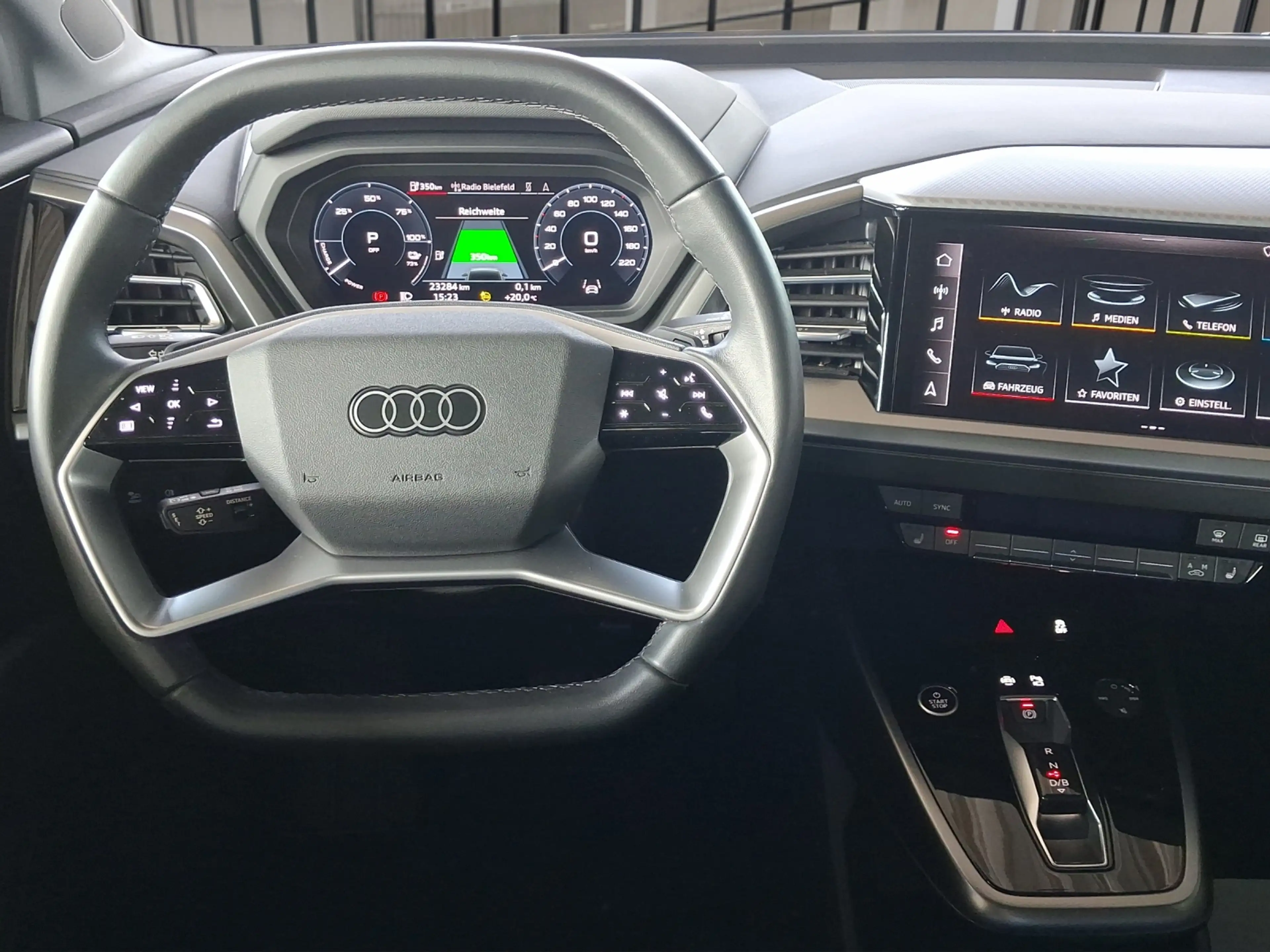 Audi Q4 e-tron 40 e-tron S line Pano Matrix RFK SHZ Ambiente+ — photo 7