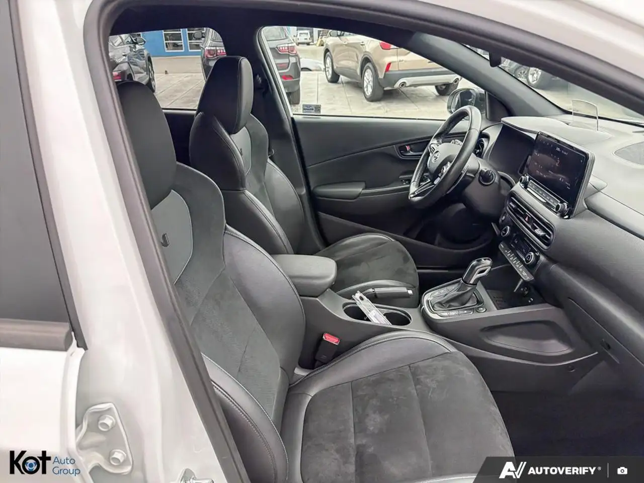 Hyundai KONA снимка Hyundai KONA