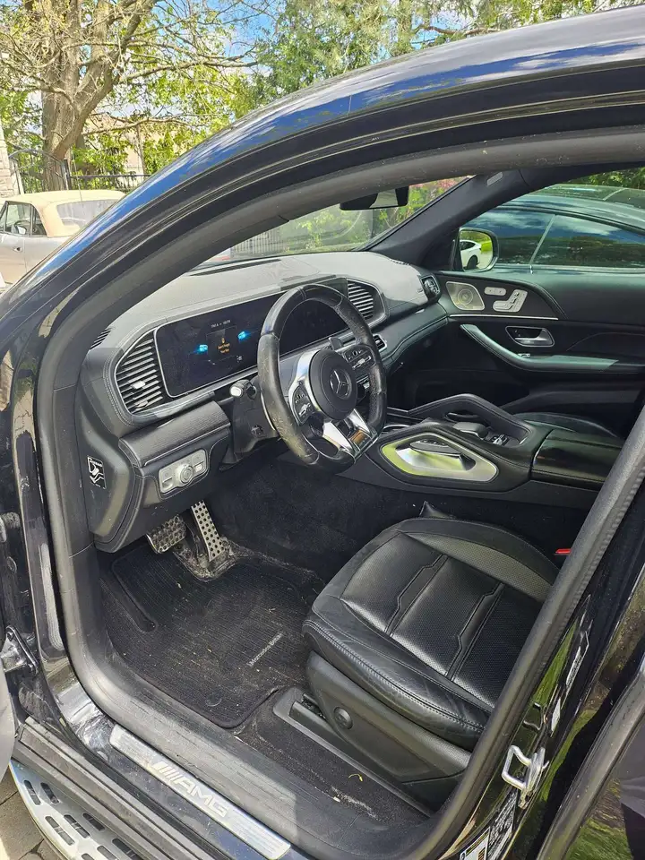 Mercedes-Benz GLE снимка Mercedes-Benz GLE
