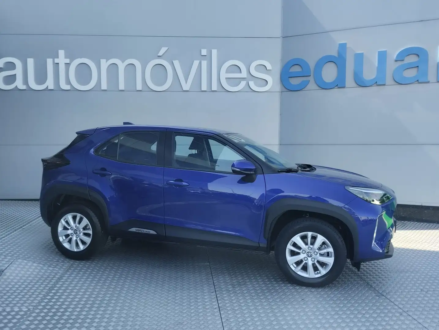Toyota Yaris Cross 1.5 120cv Business Plus Albastru - 1