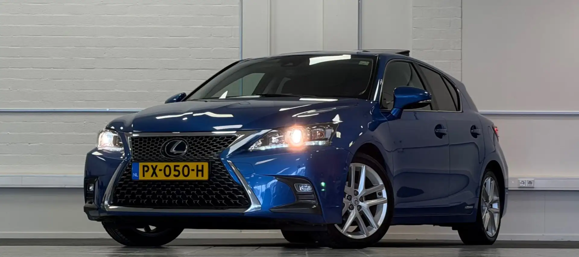 Lexus CT 200h Business Line 100% Lexus ondh. Schuif/kanteldak Na Azul - 1