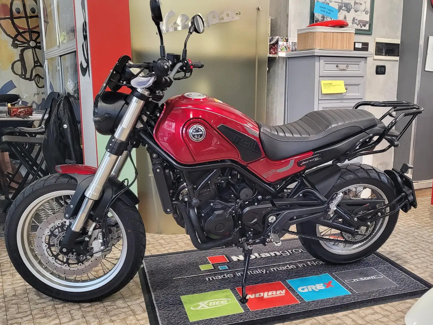Benelli Leoncino 500 Roşu - 2