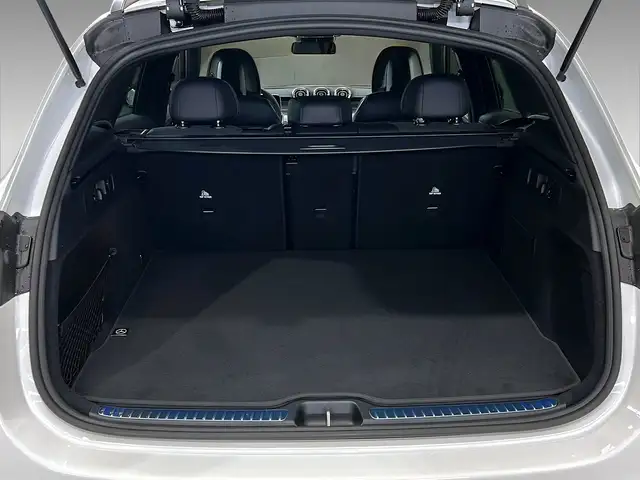 Mercedes-Benz GLC 200 view 6