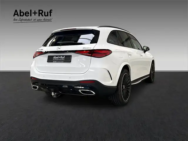 Mercedes-Benz GLC 200 view 5