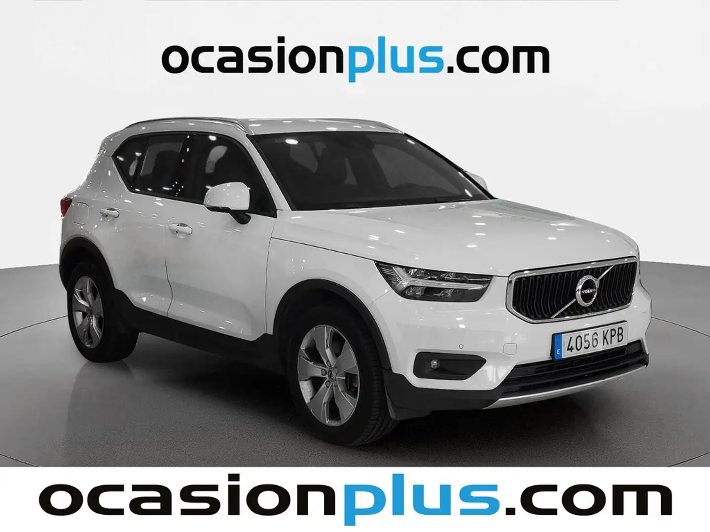 Volvo XC40 T4 Momentum Aut. Blanco - 2