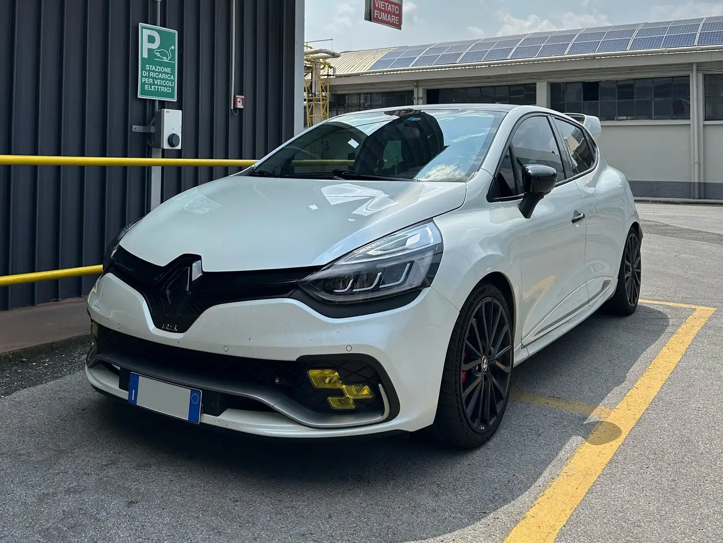 Renault Clio 1.6 TCE ENERGY RS TROPHY 220cv EDC Weiß - 1