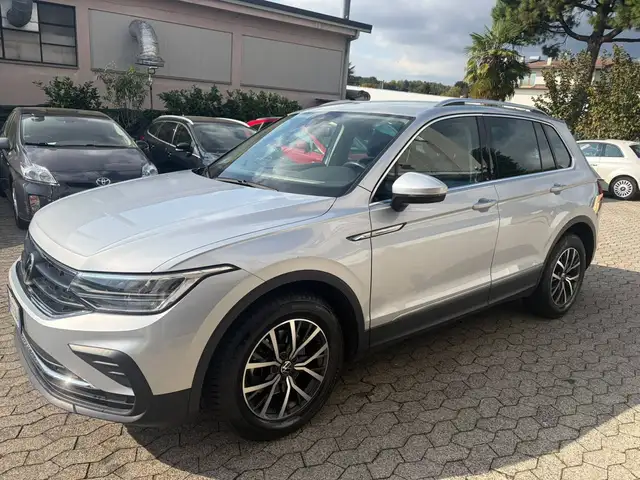 Volkswagen Tiguan 2.0 TDI Elegance 150CV DSG*EURO6