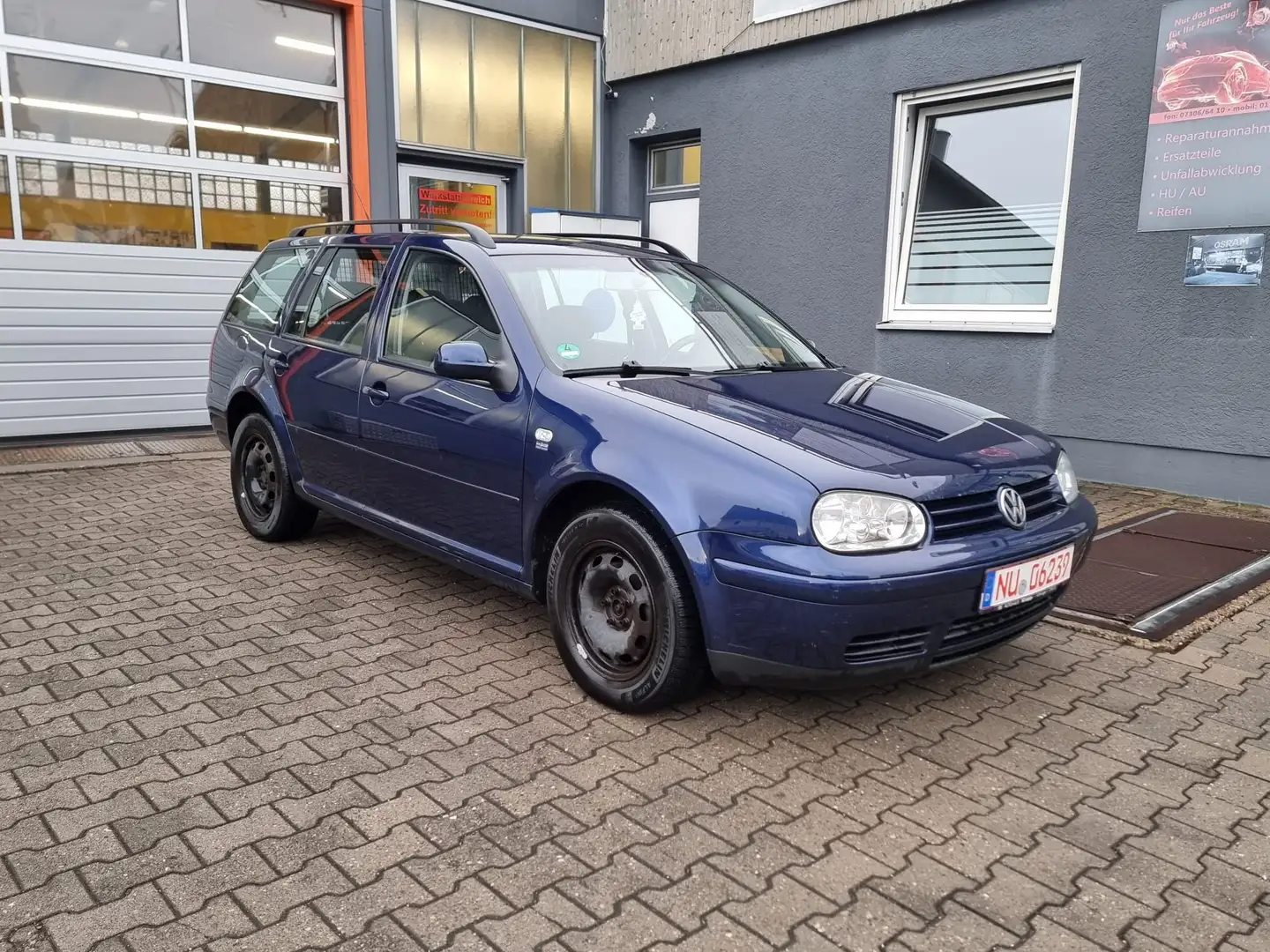 Volkswagen Golf Variant Golf IV Variant Diesel 1.9 TDI Modrá - 2