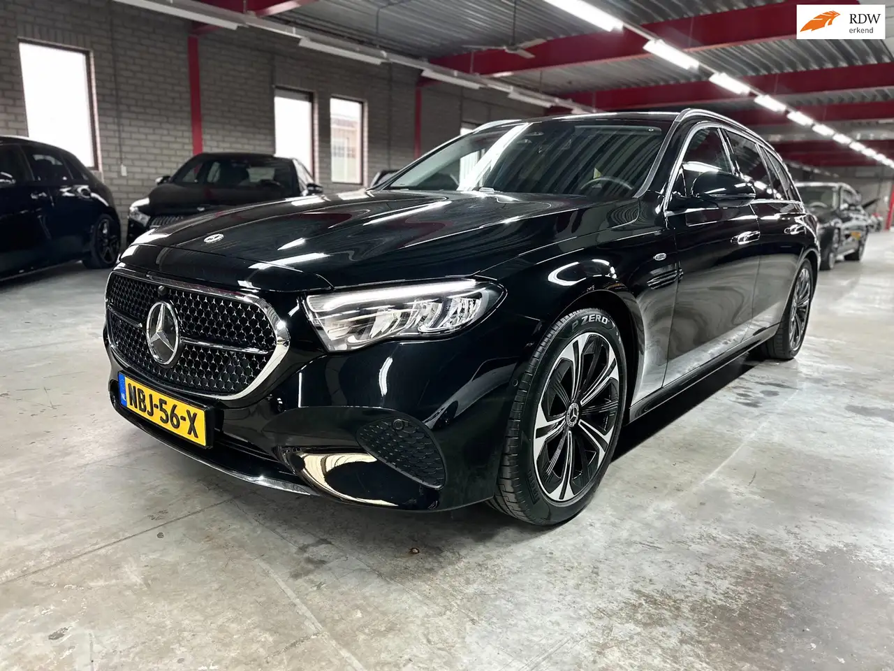 Mercedes-Benz E 300