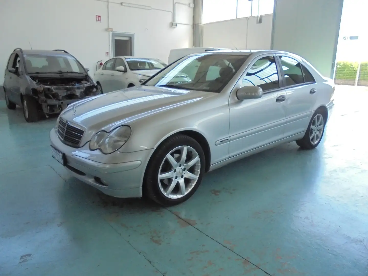 Mercedes-Benz C 200 Classe C - W203 2000 Berlina cdi Classic Argento - 1