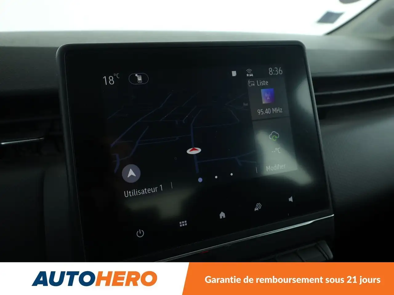 Renault Clio Citadine 5 portes — photo 21