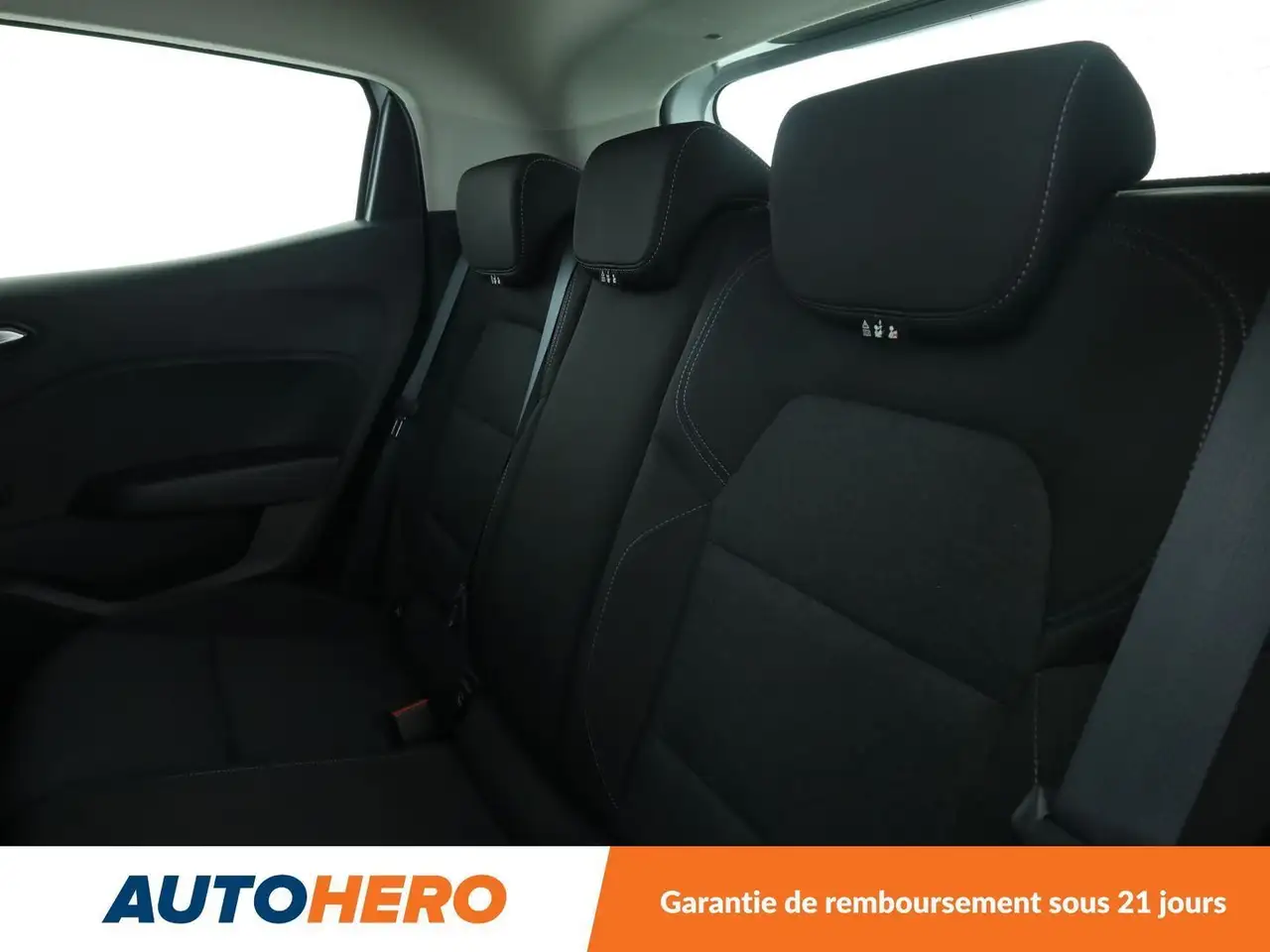 Renault Clio Citadine 5 portes — photo 14