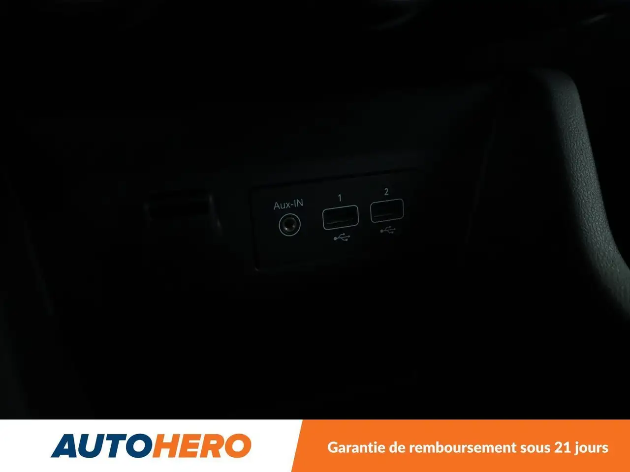 Renault Clio Citadine 5 portes — photo 25