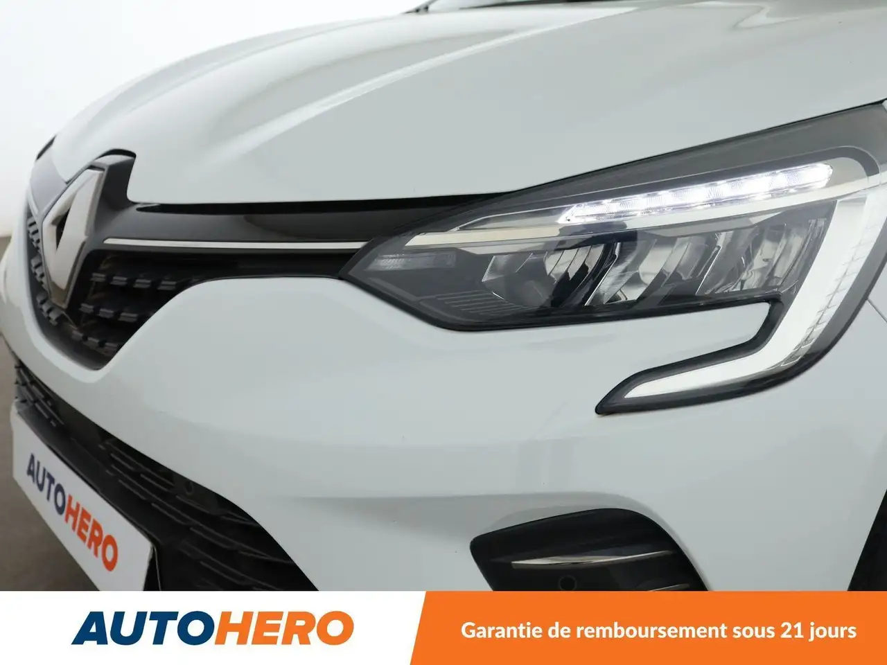 Renault Clio Citadine 5 portes — photo 29