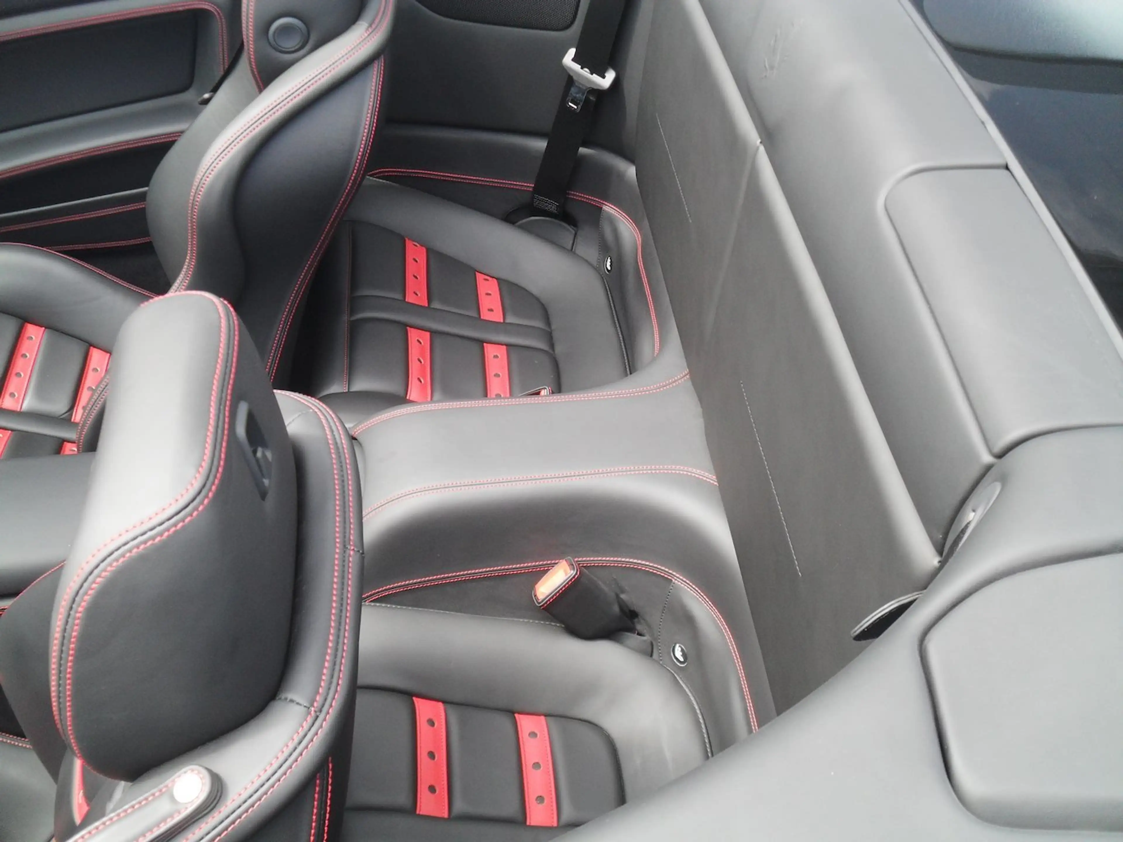 Ferrari California F1 2+2 lückenloses Ferrari Scheckheft — photo 15