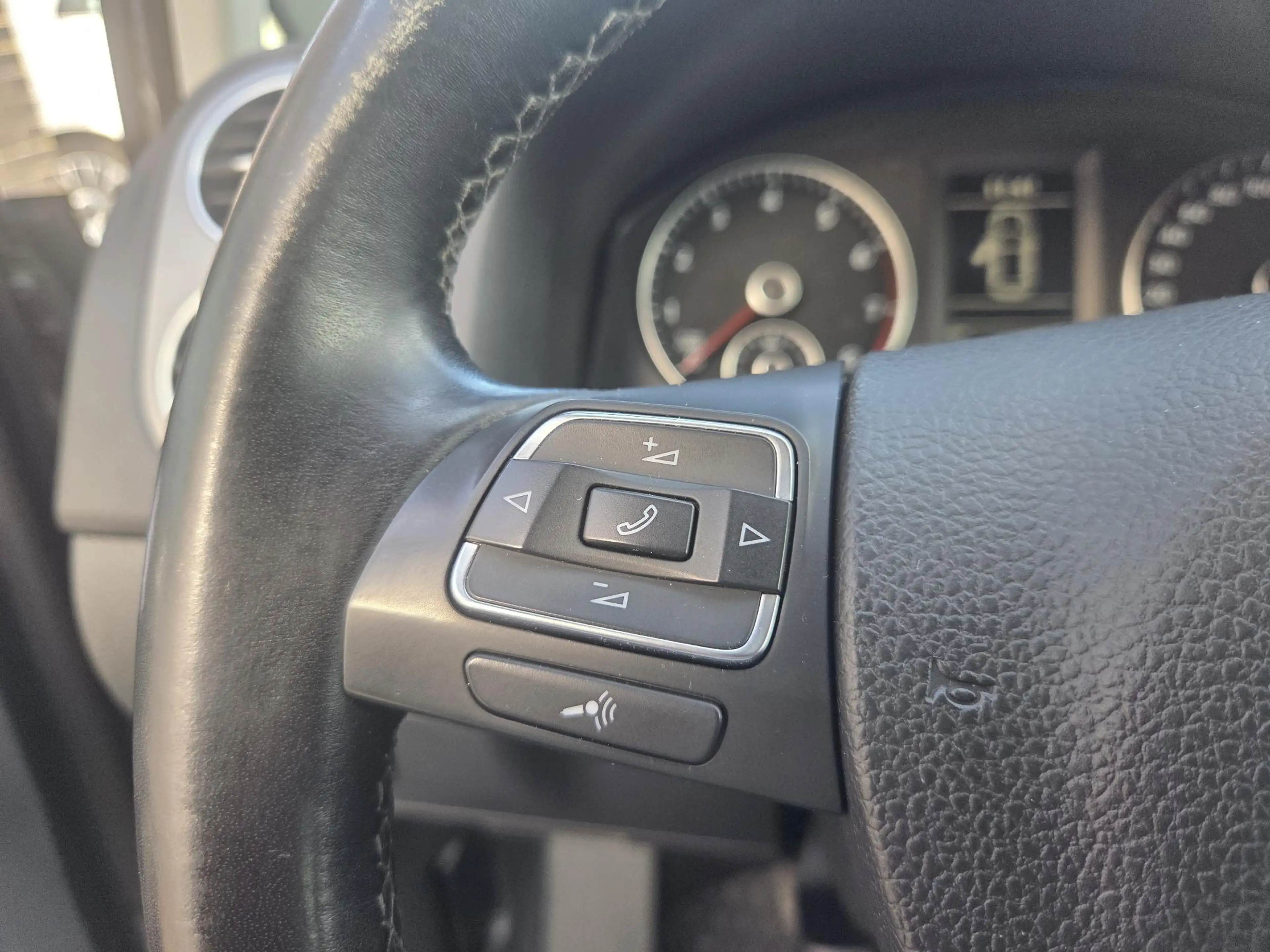 Volkswagen Golf Plus 1.4 TSI Comfortline — photo 12