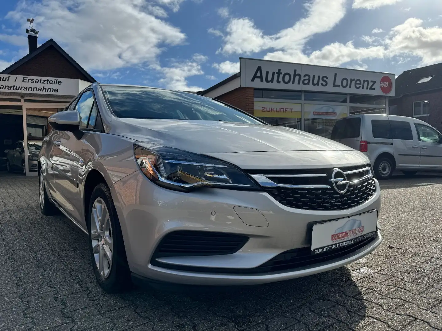 Opel Astra K Sports Tourer Edition /1. Hand/PDC/Navi Plateado - 1