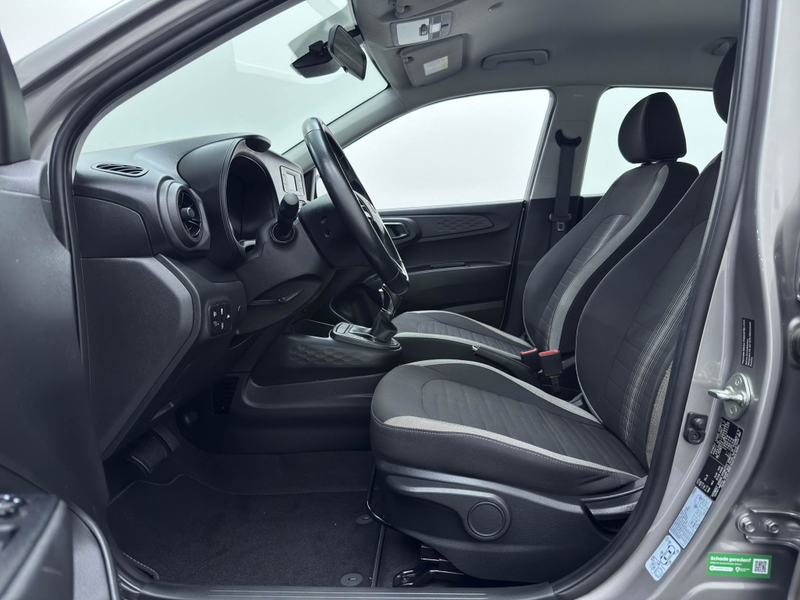 Hyundai i10 1.2 automaat | 15" LMV | Airco | Parkeersensoren — photo 14