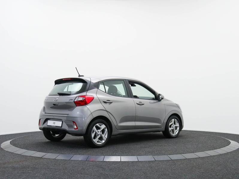 Hyundai i10 1.2 automaat | 15" LMV | Airco | Parkeersensoren — photo 2