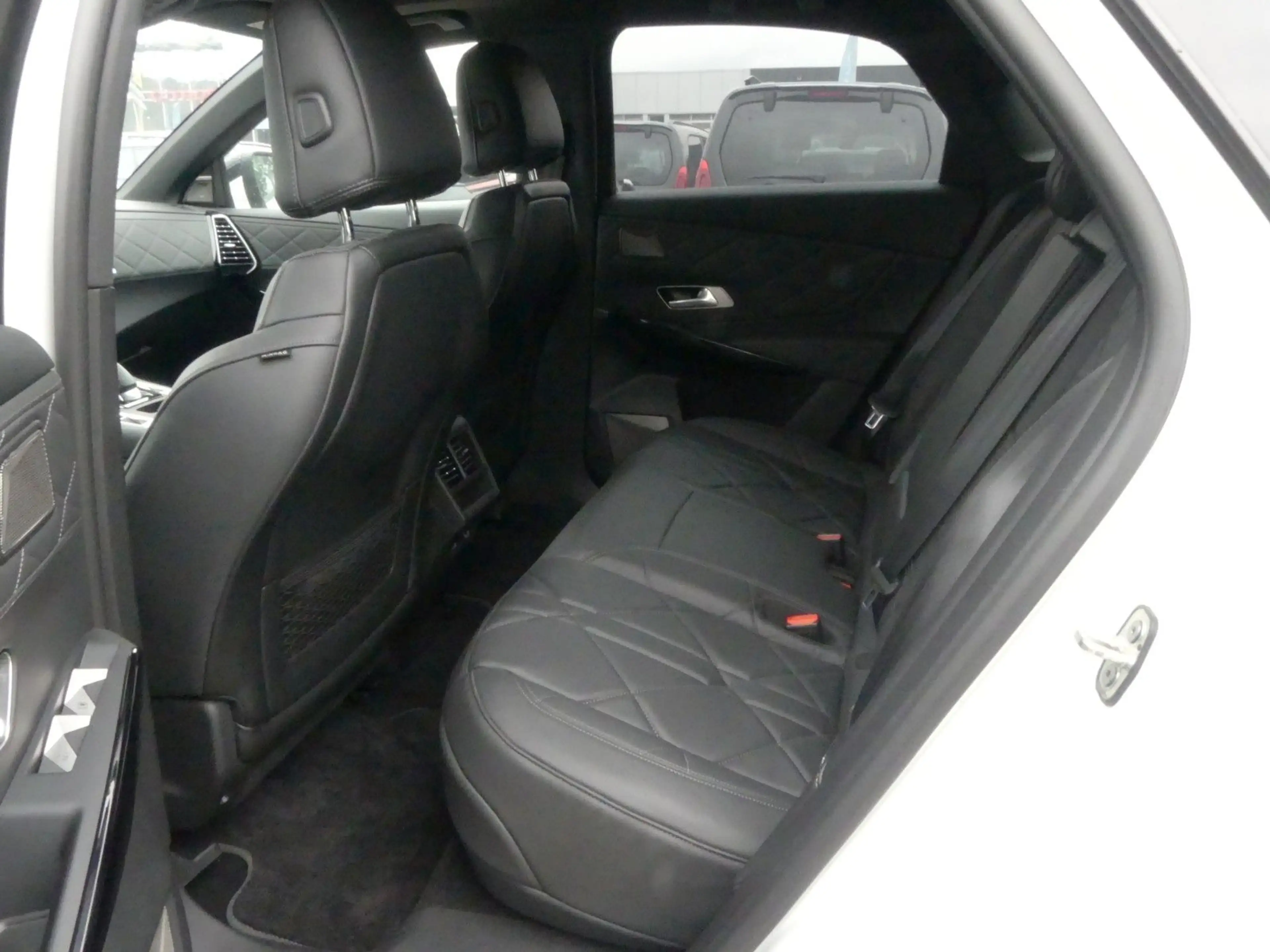 DS Automobiles DS 7 Crossback DS 7 Crossback E-Tense 4x4 Rivoli — photo 9