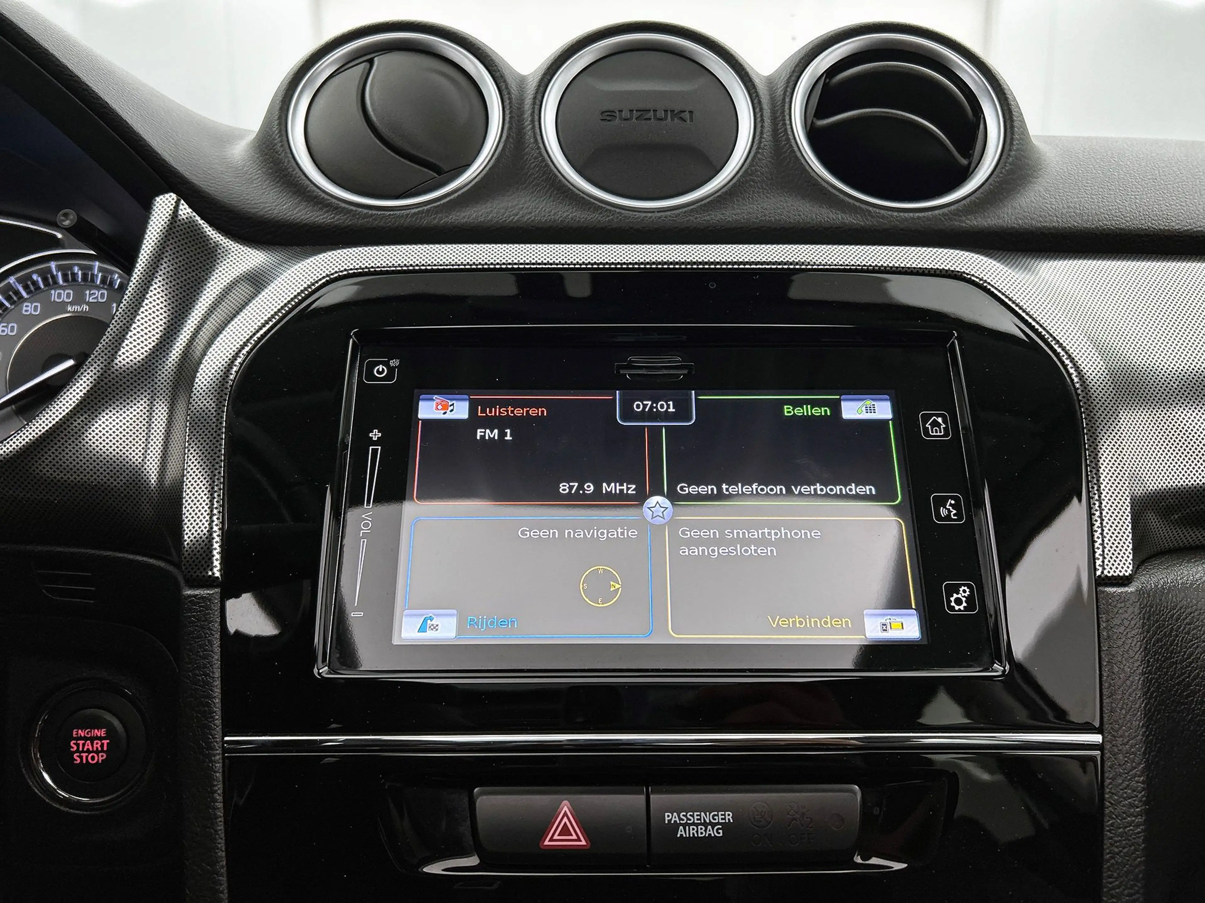 Suzuki Vitara 1.4 Boosterjet Style Smart Hybrid | Adaptive Cruis — photo 24