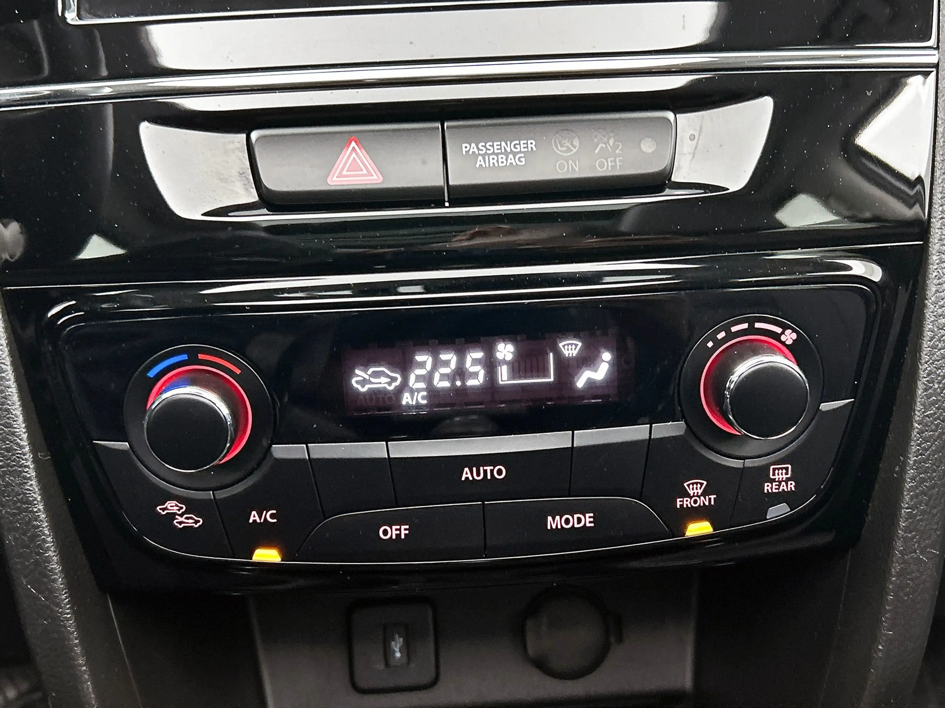 Suzuki Vitara 1.4 Boosterjet Style Smart Hybrid | Adaptive Cruis — photo 29