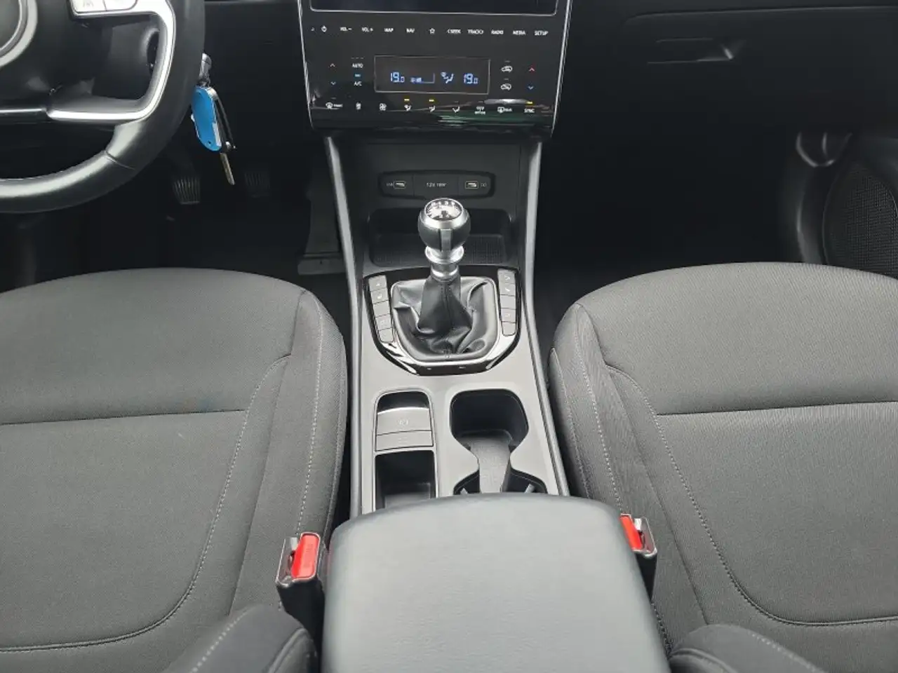 Hyundai TUCSON 1.6 T-GDI Voll-LED/Navi/Winterp/Kamera, миниатюра 12