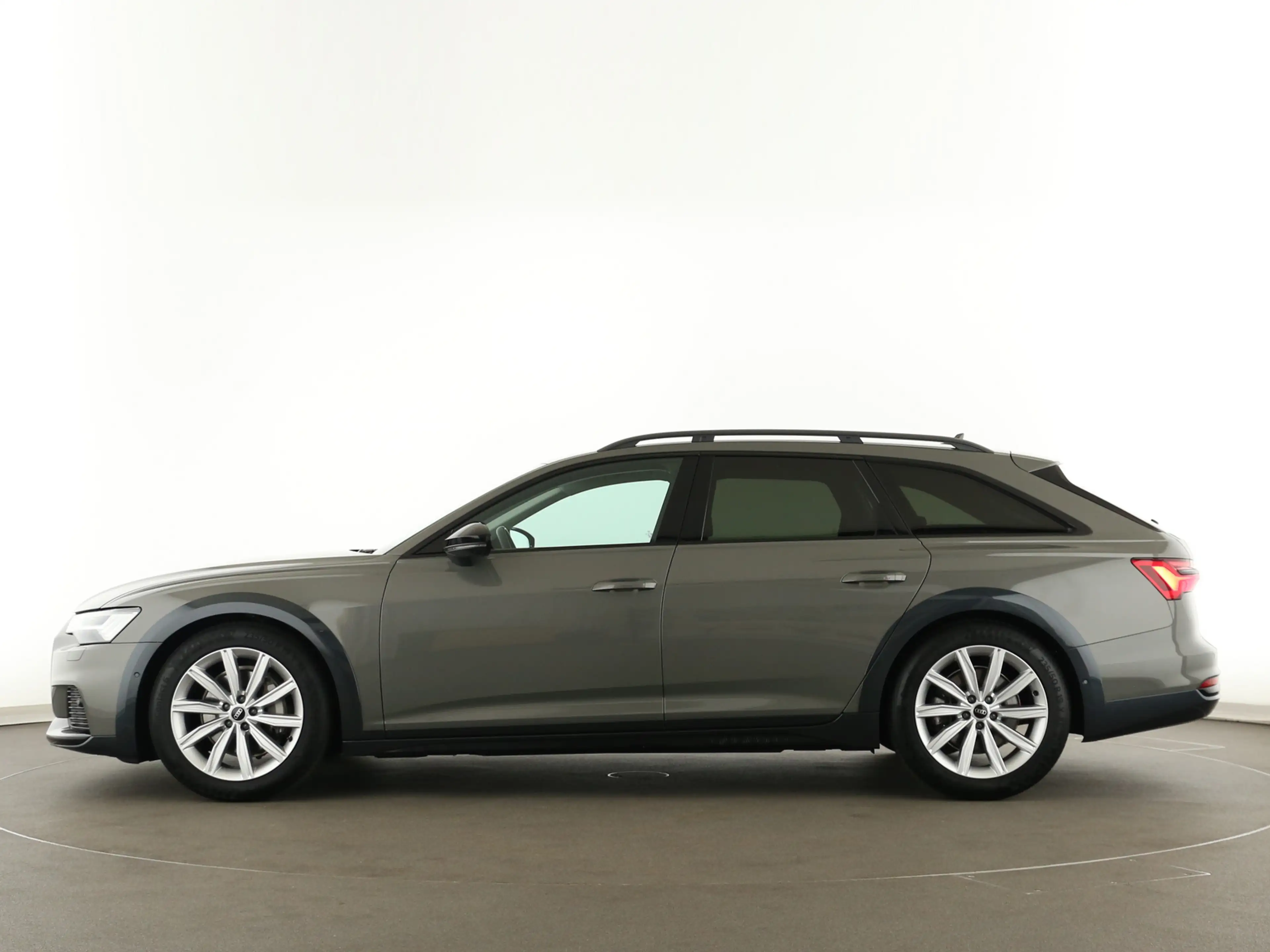 Audi A6 allroad quattro 45 TDI S tronic — photo 4