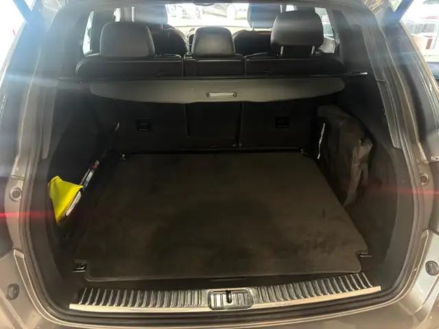 Porsche Cayenne view 12