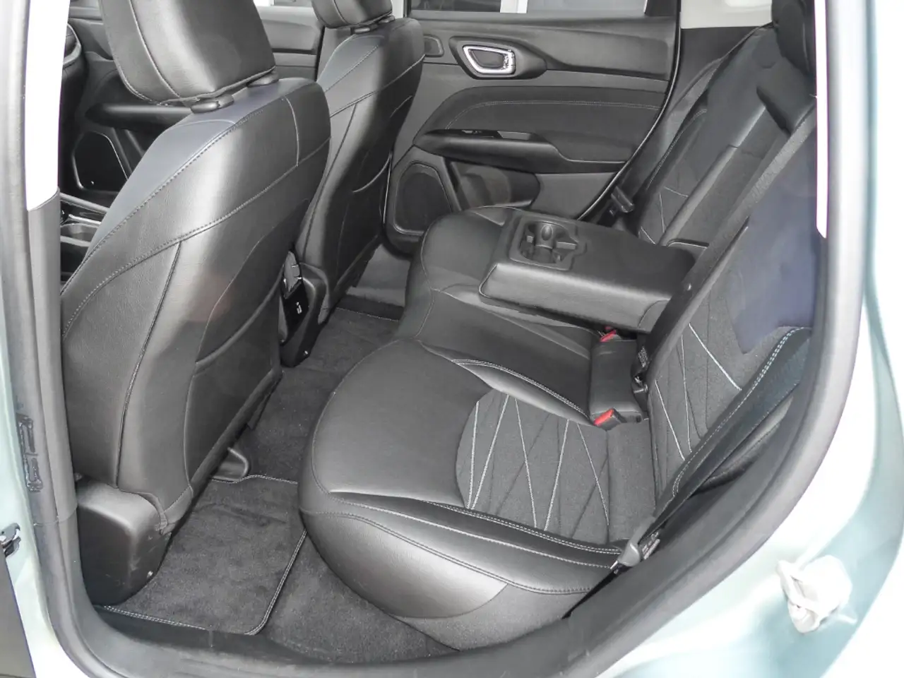 Jeep Compass E- Hybrid LED ACC Apple CarPlay Android Auto Mehrz 16