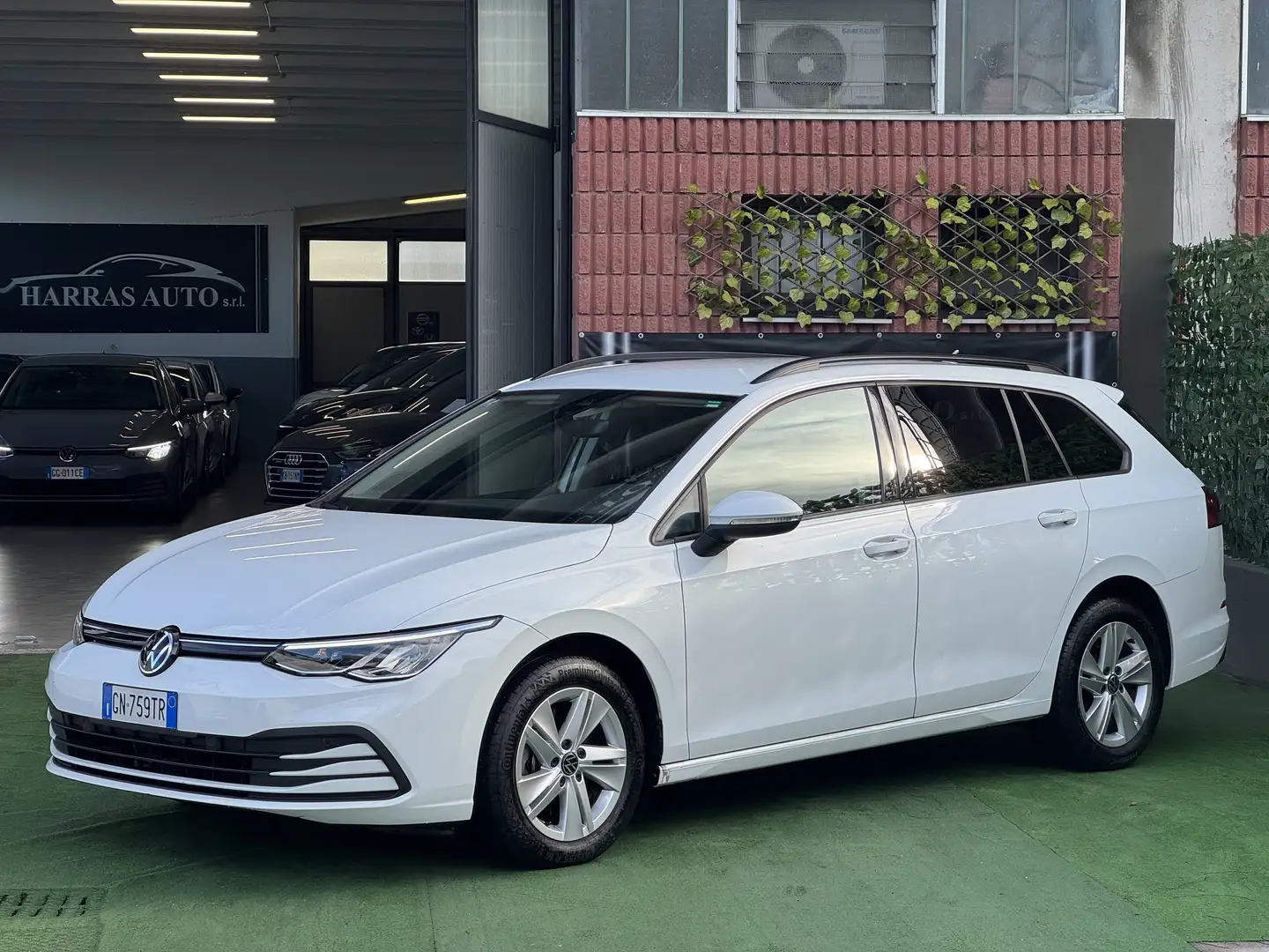 Volkswagen Golf Variant 2.0 tdi Style 115cv dsg Blanc - 1