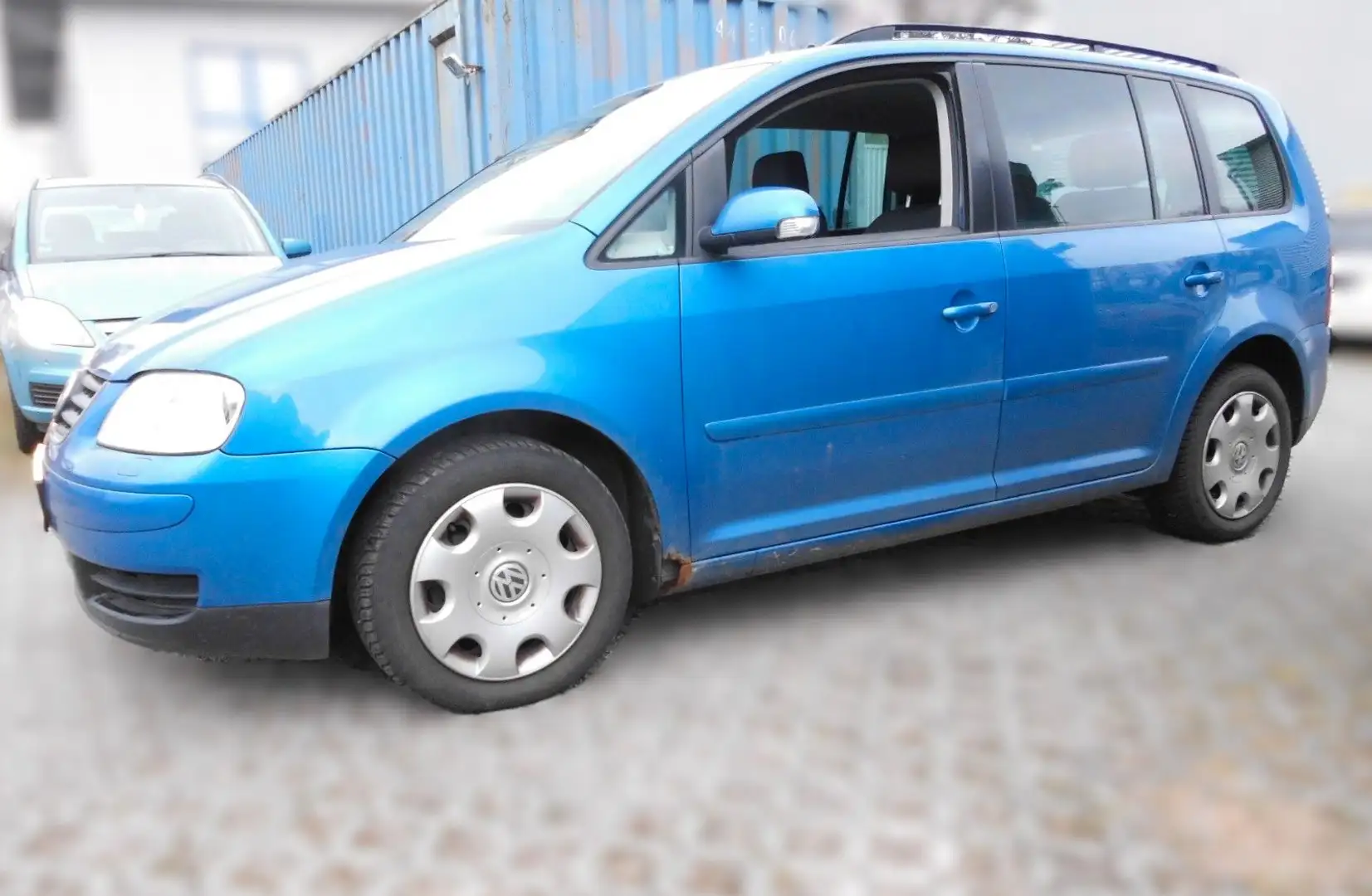 Volkswagen Touran Trendline Blau - 2