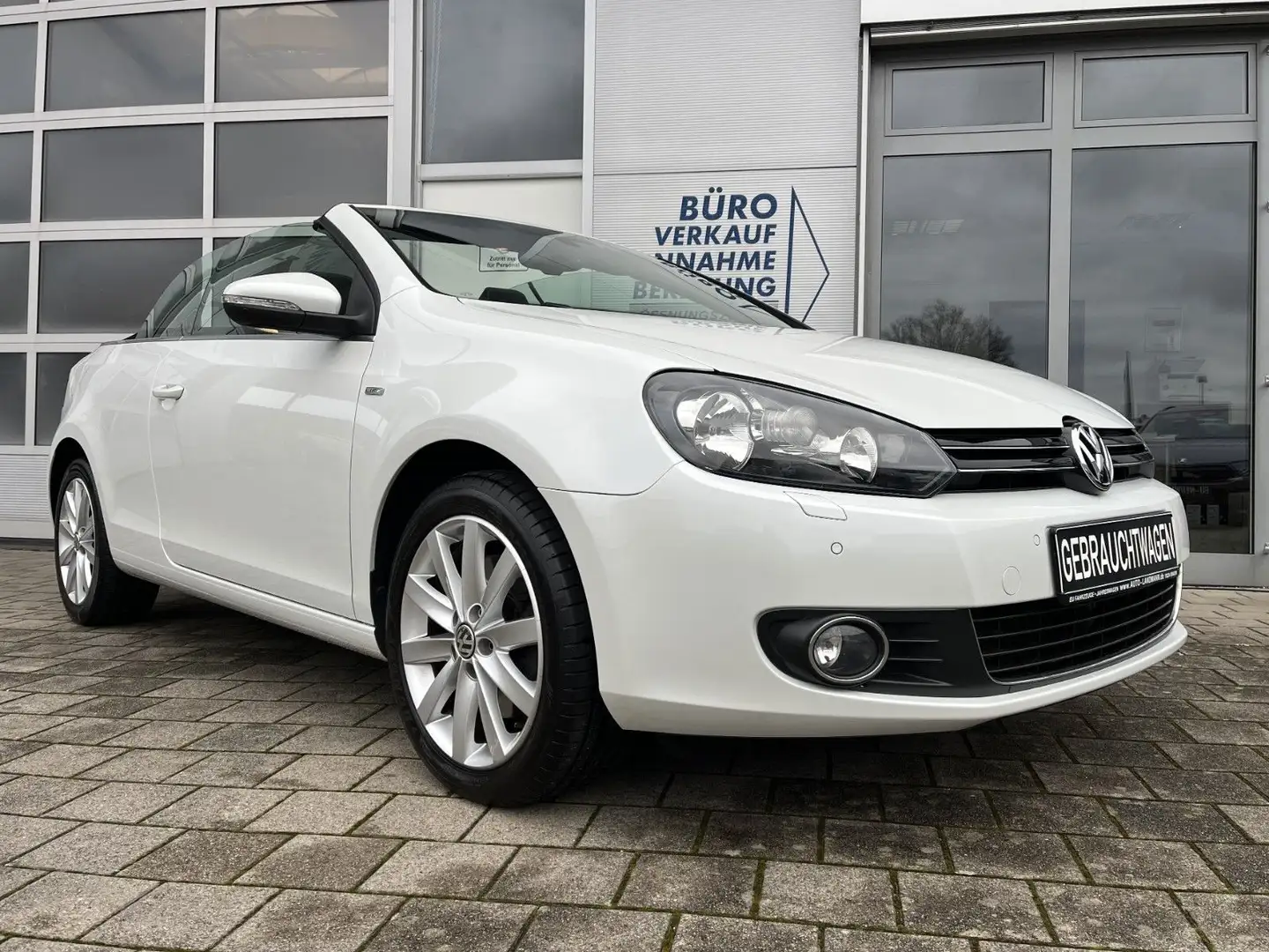 Volkswagen Golf VI Cabrio 2.0 TDI LIFE 2.HD SHZ NAV PDC 17" Weiß - 2