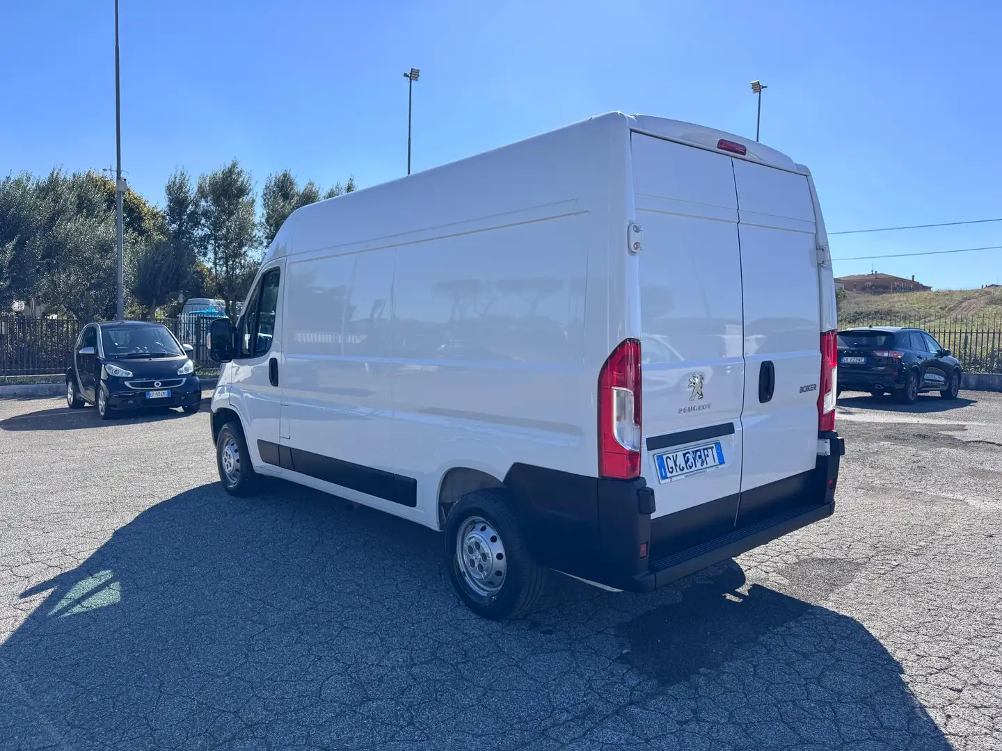 Peugeot Boxer 333 2.2 bluehdi 140cv S&S L2H2 Blanc - 2