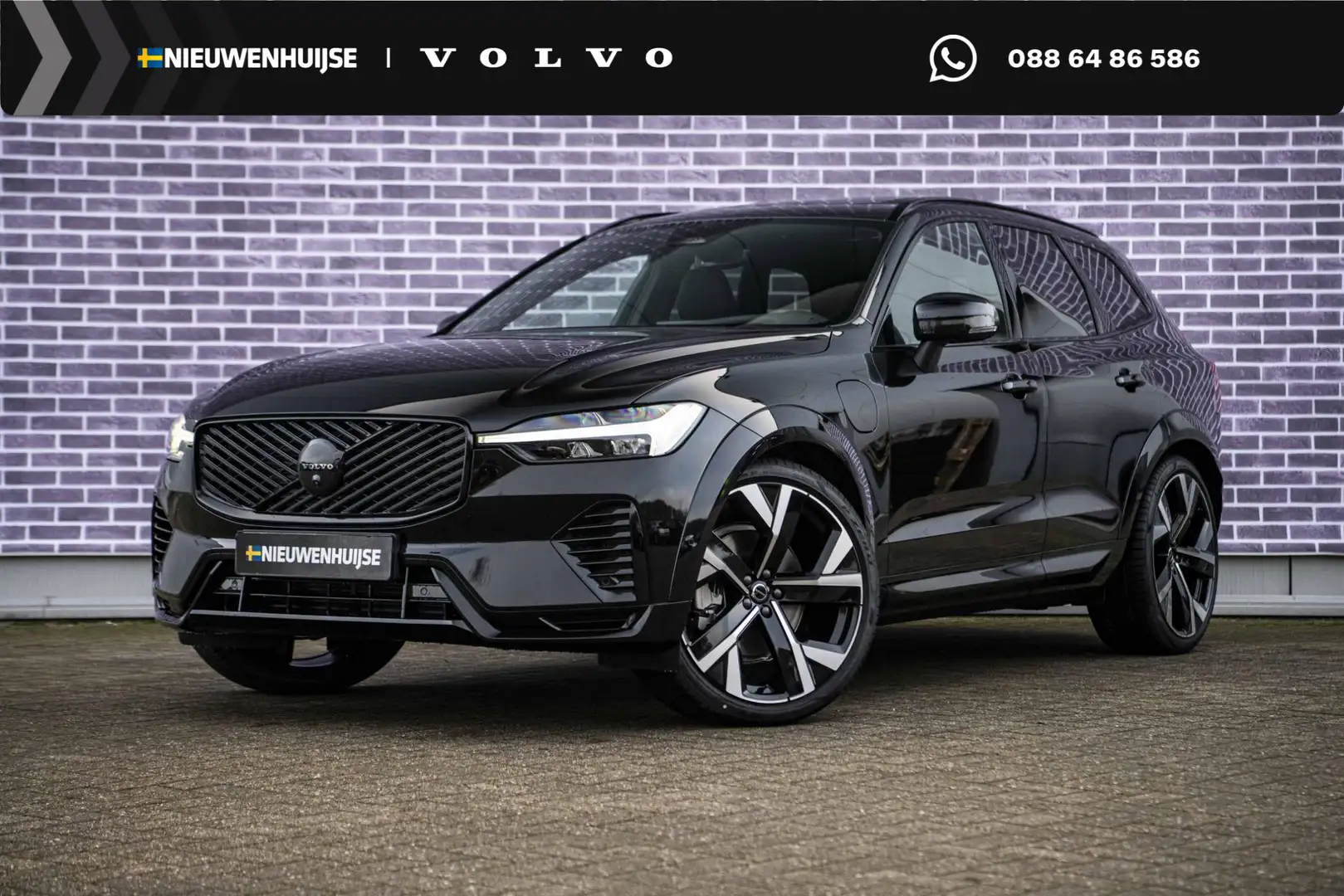 Volvo XC60 2.0 T6 Plug-in hybrid AWD Plus Black Edition | Luc Schwarz - 1