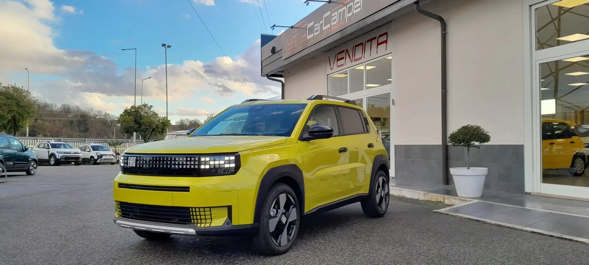 Fiat Grande Panda Grande Panda 1.2 hybrid La Prima 110cv edct Gelb - 1