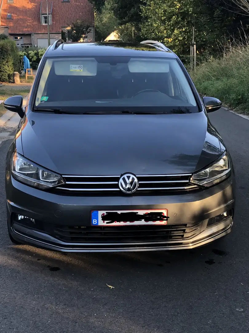 Volkswagen Touran 1.5 TSI ACT OPF DSG Highline Grijs - 1