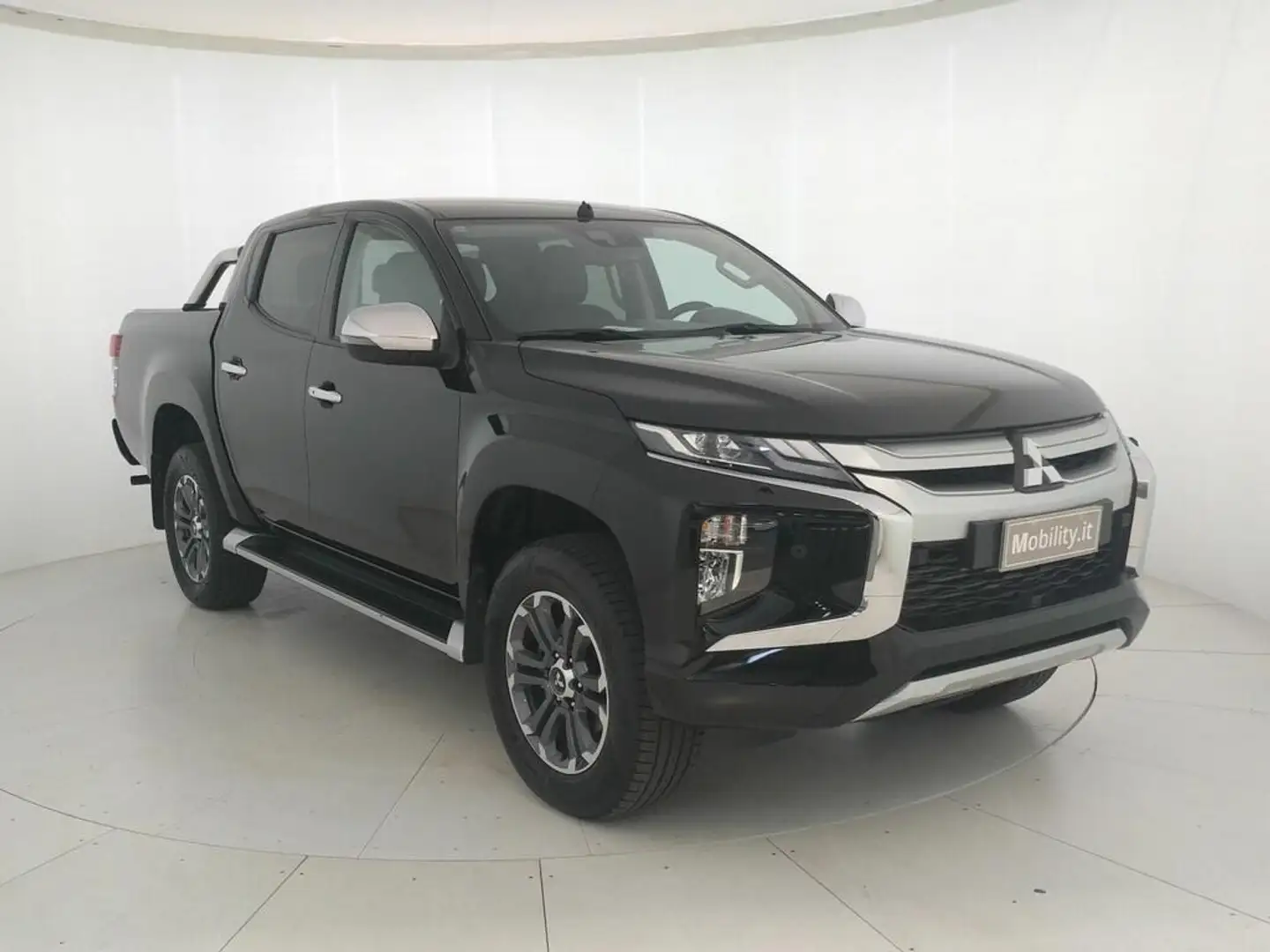 Mitsubishi L200 d.cab 2.3d Intense 4wd 150cv auto - 2