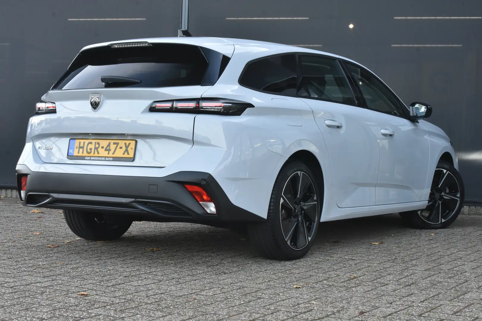 Peugeot 308 e-308 SW Style EV 54 kWh 156pk 3 Fase | Adaptive C Wit - 2