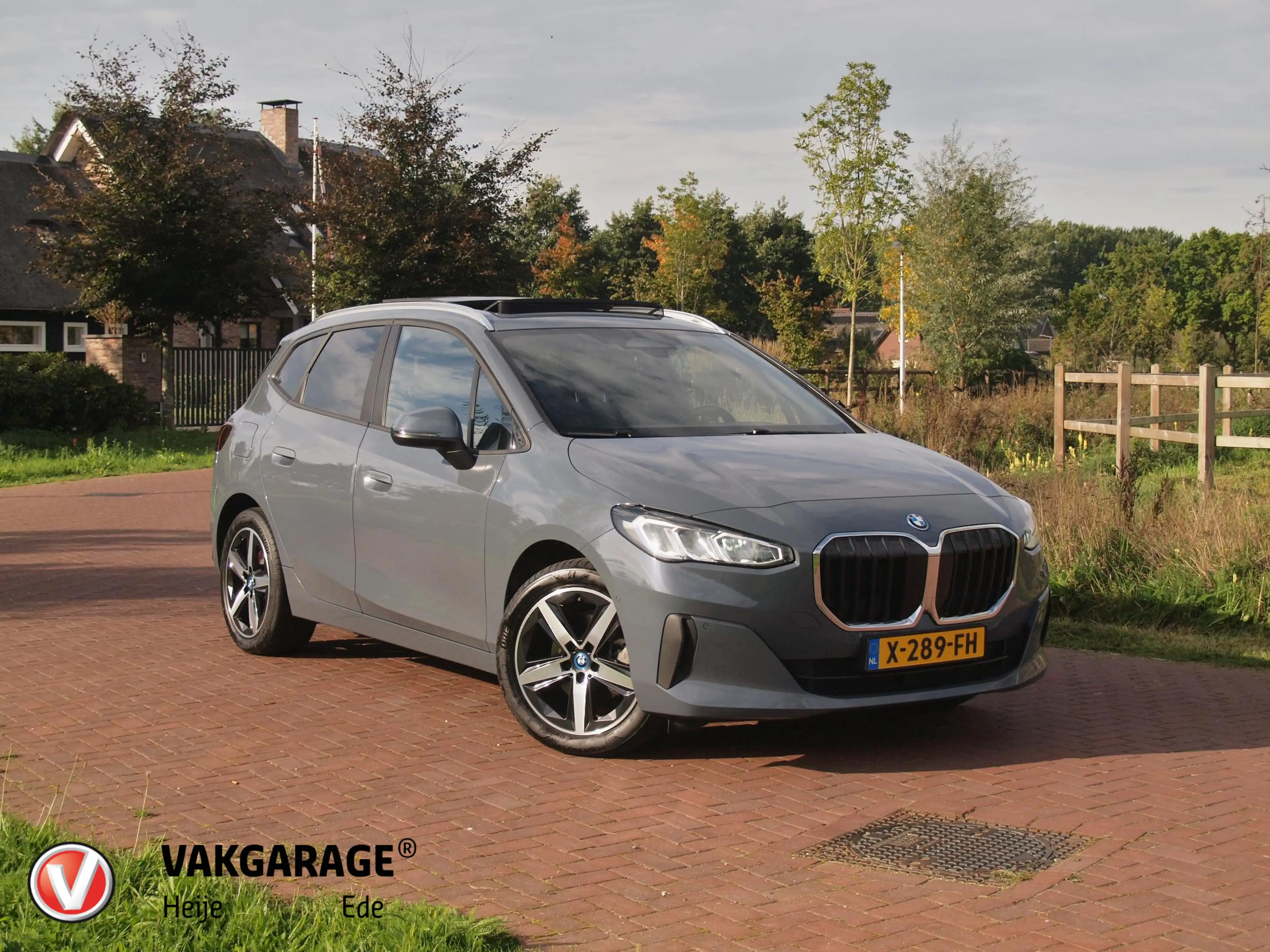 BMW 225 2-serie Active Tourer 225e xDrive | Panoramadak |