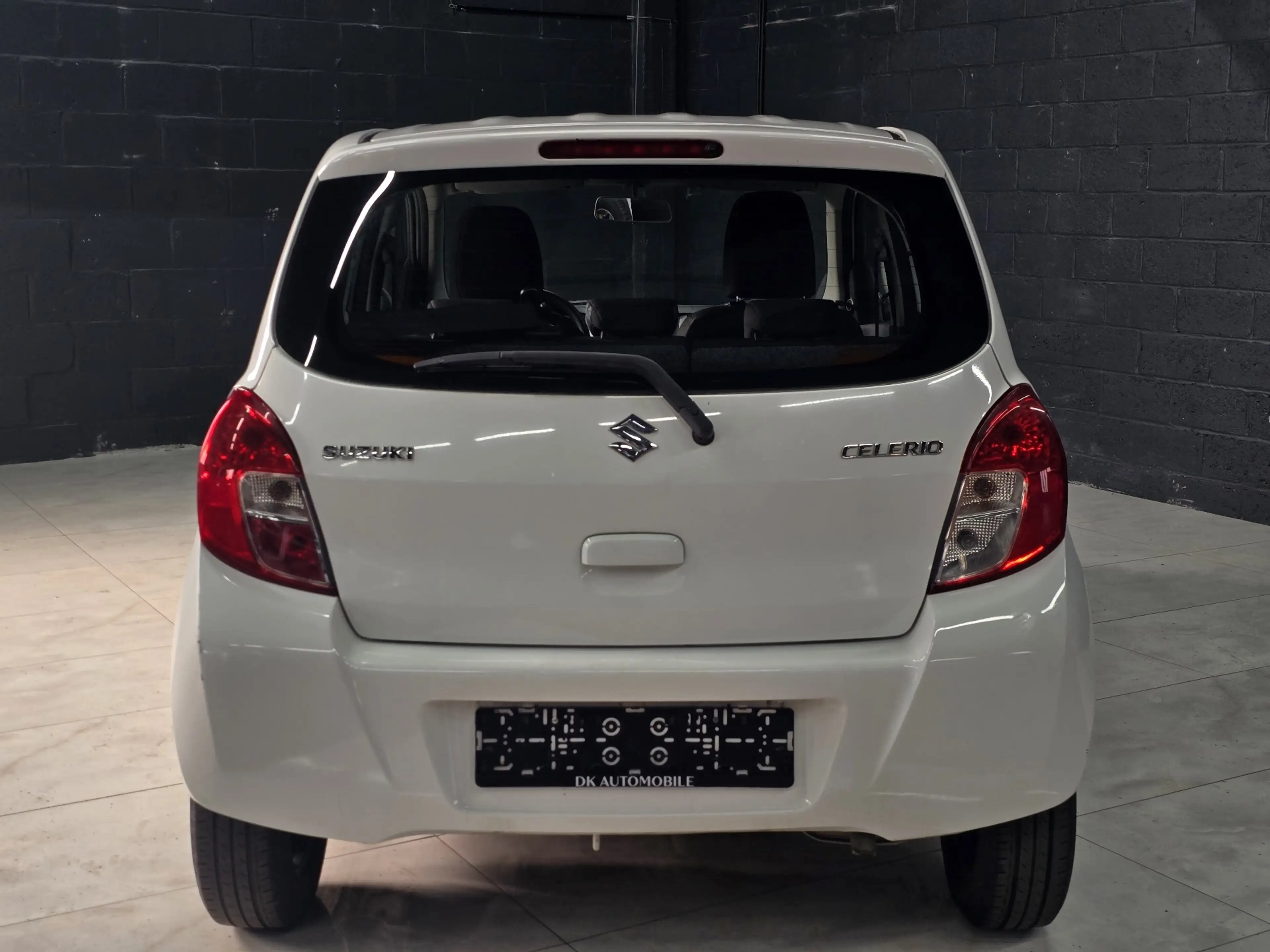 Suzuki Celerio 1.0i * 85000KM * Airco * Garantie * — photo 3