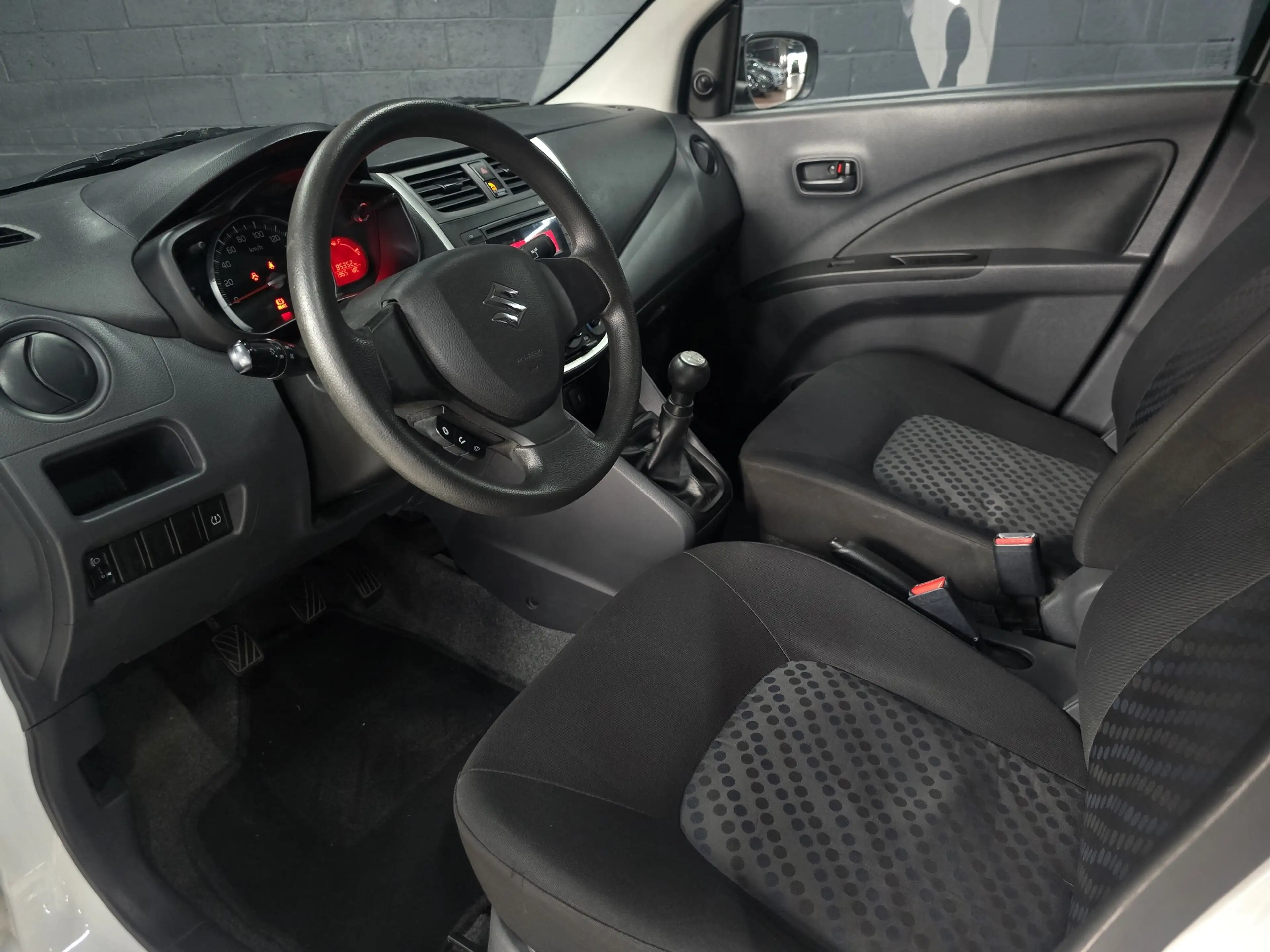 Suzuki Celerio 1.0i * 85000KM * Airco * Garantie * — photo 8