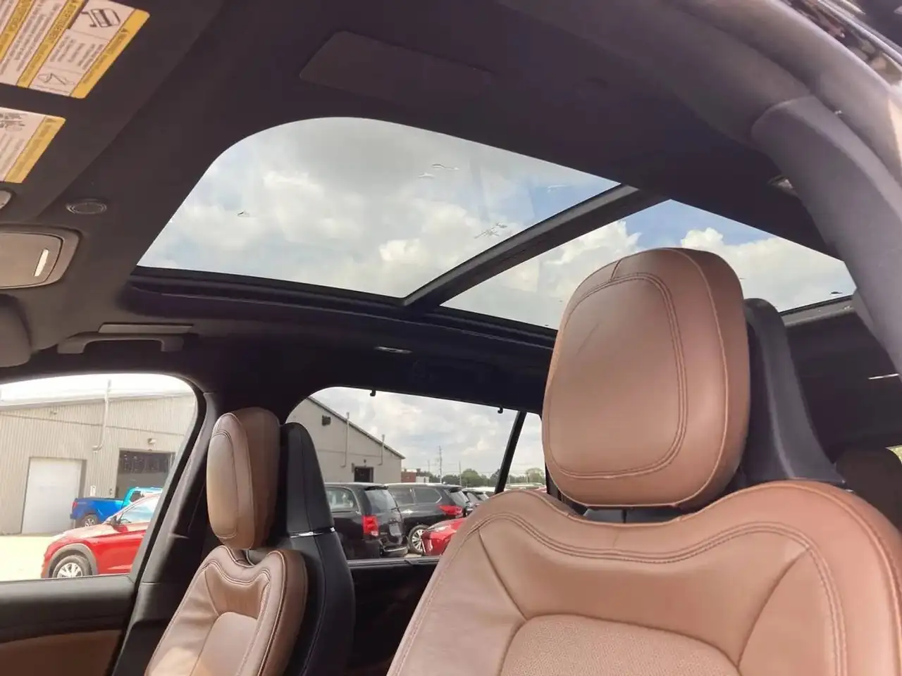 Lincoln Aviator снимка Lincoln Aviator
