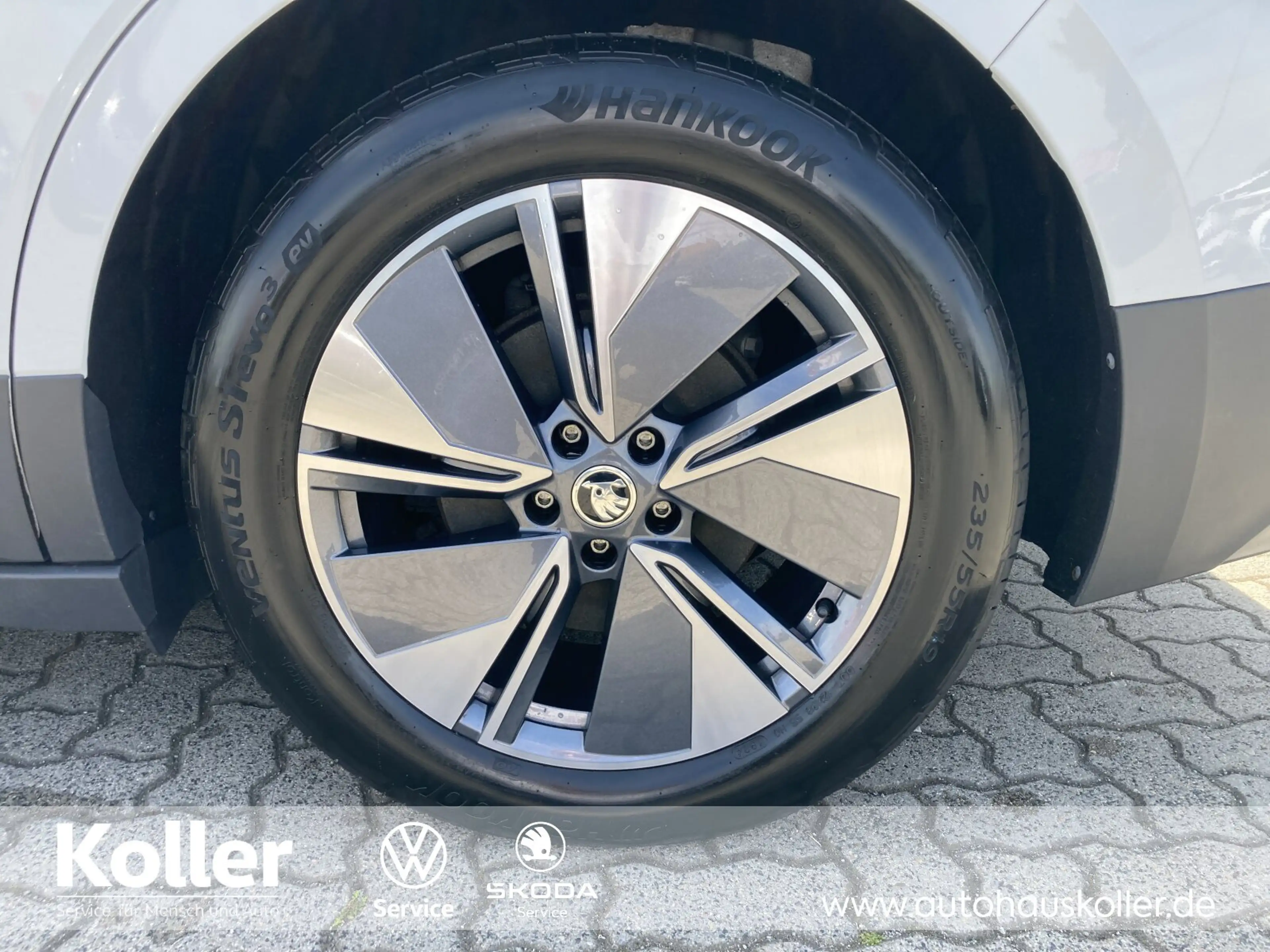 Skoda Enyaq Enyaq iV 60 Loft Panorama Kamera Navi el.HK — photo 7