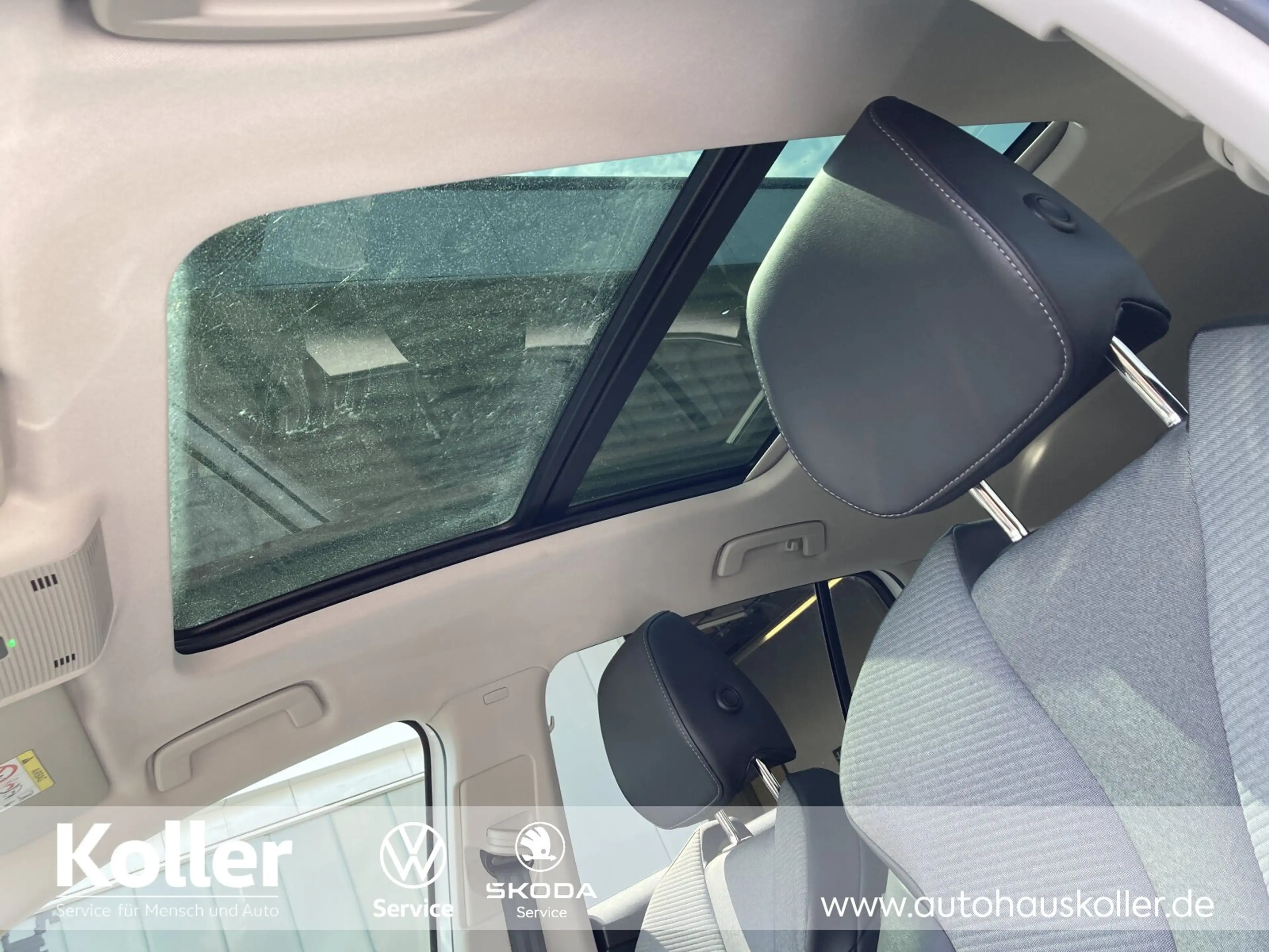 Skoda Enyaq Enyaq iV 60 Loft Panorama Kamera Navi el.HK — photo 13