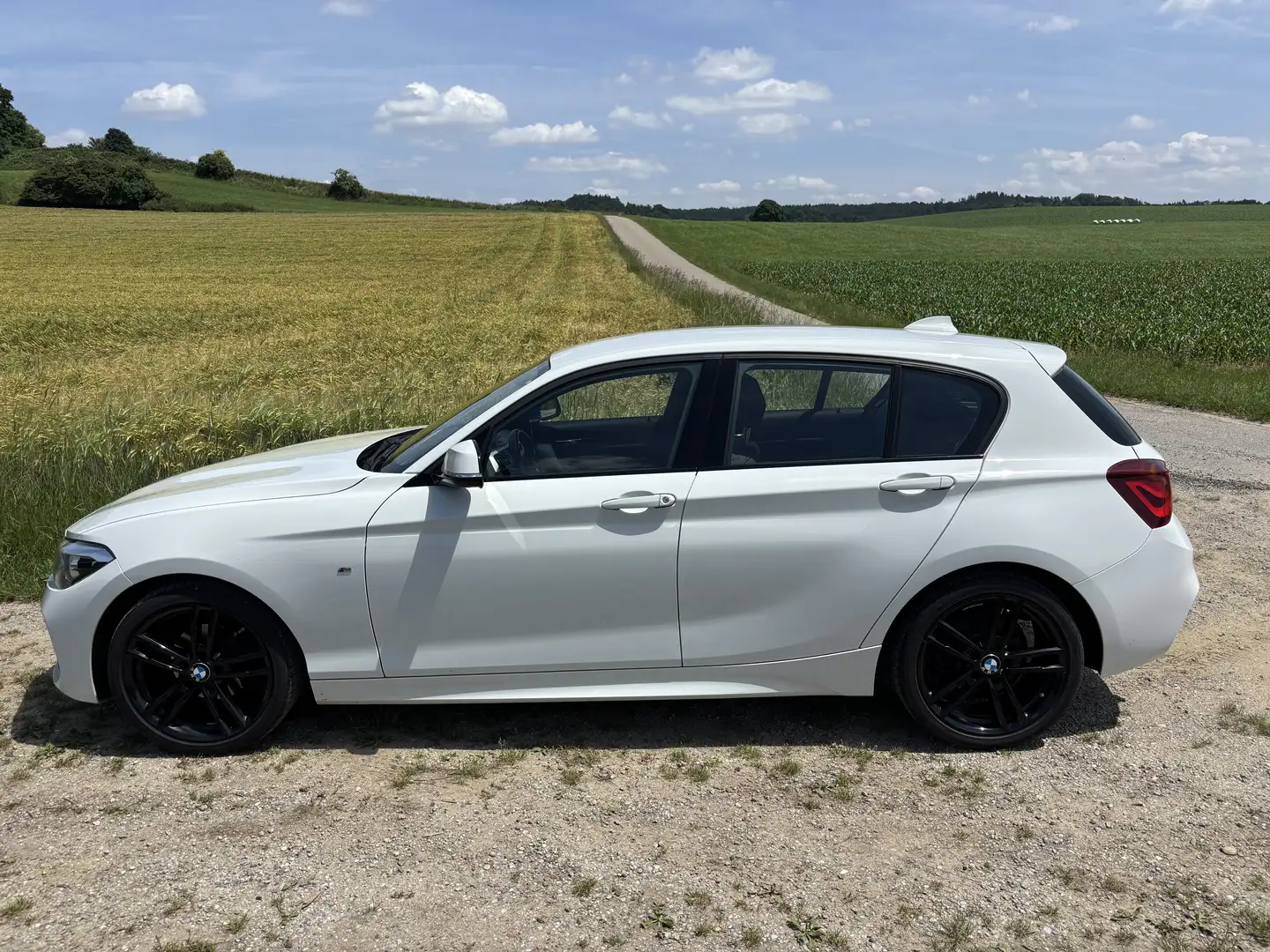 BMW 118 118 i Edition M Sport Shadow Weiß - 2