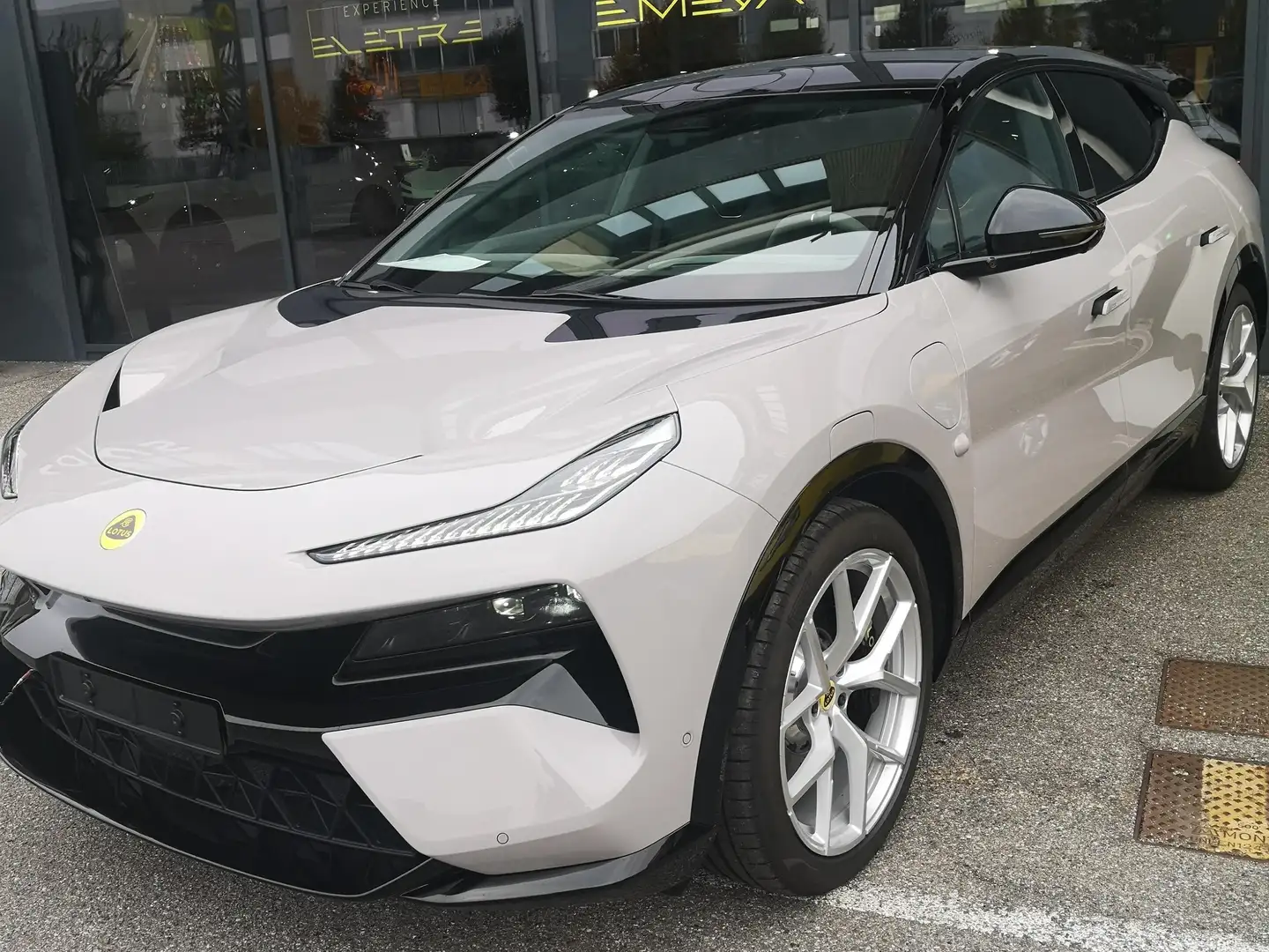Lotus Eletre Eletre S Grigio - 1