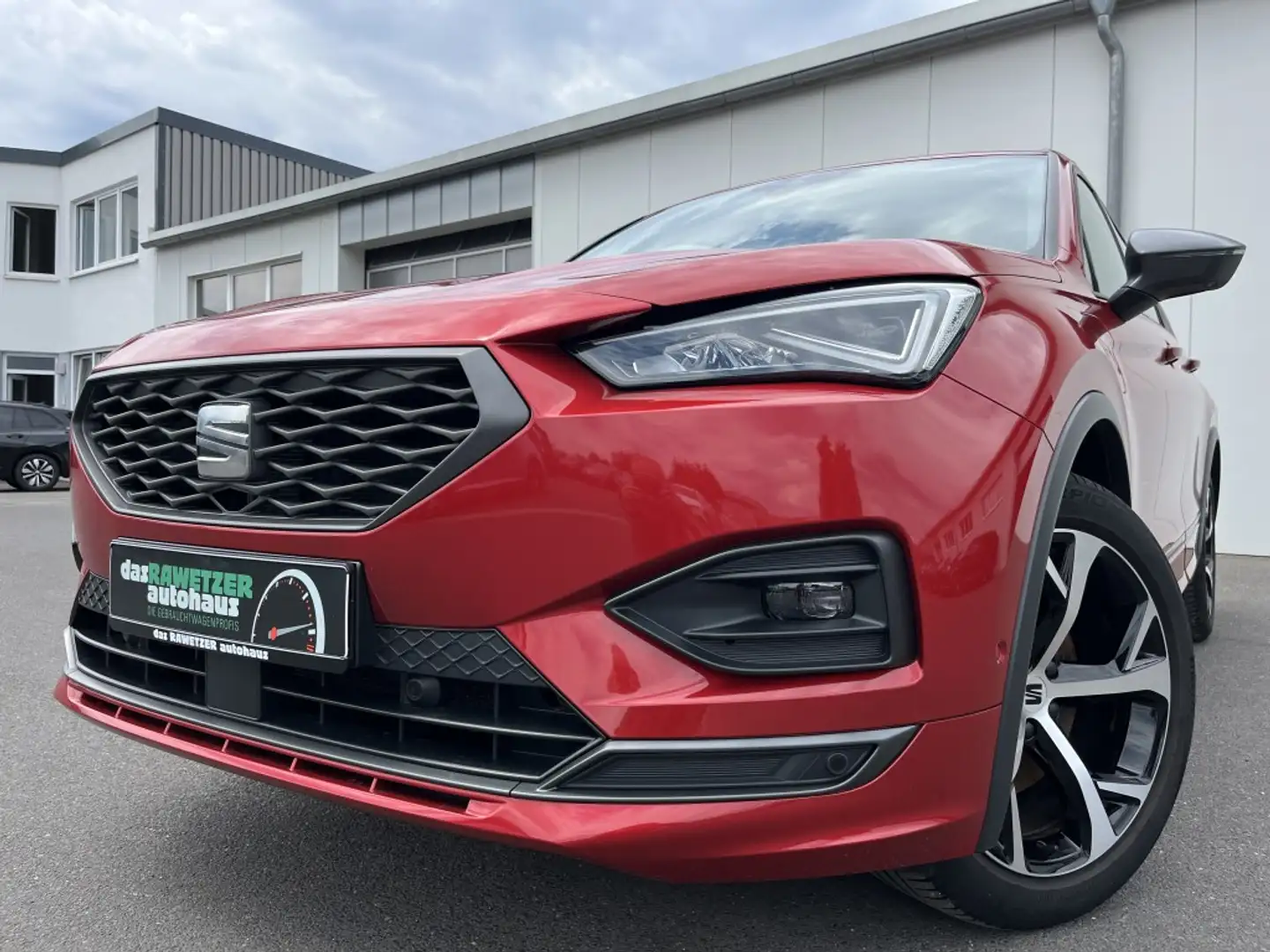 SEAT Tarraco 1.4 TSI e-Hybrid FR-Line 181€ m. 20% Anzahlung A Rojo - 1