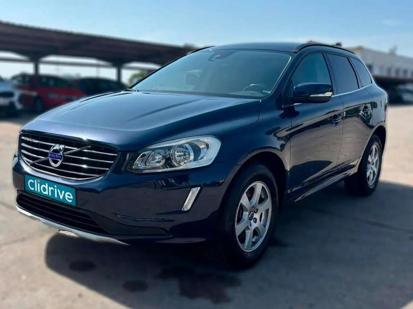 Volvo XC60 2.4D Momentum Aut. Azul - 2